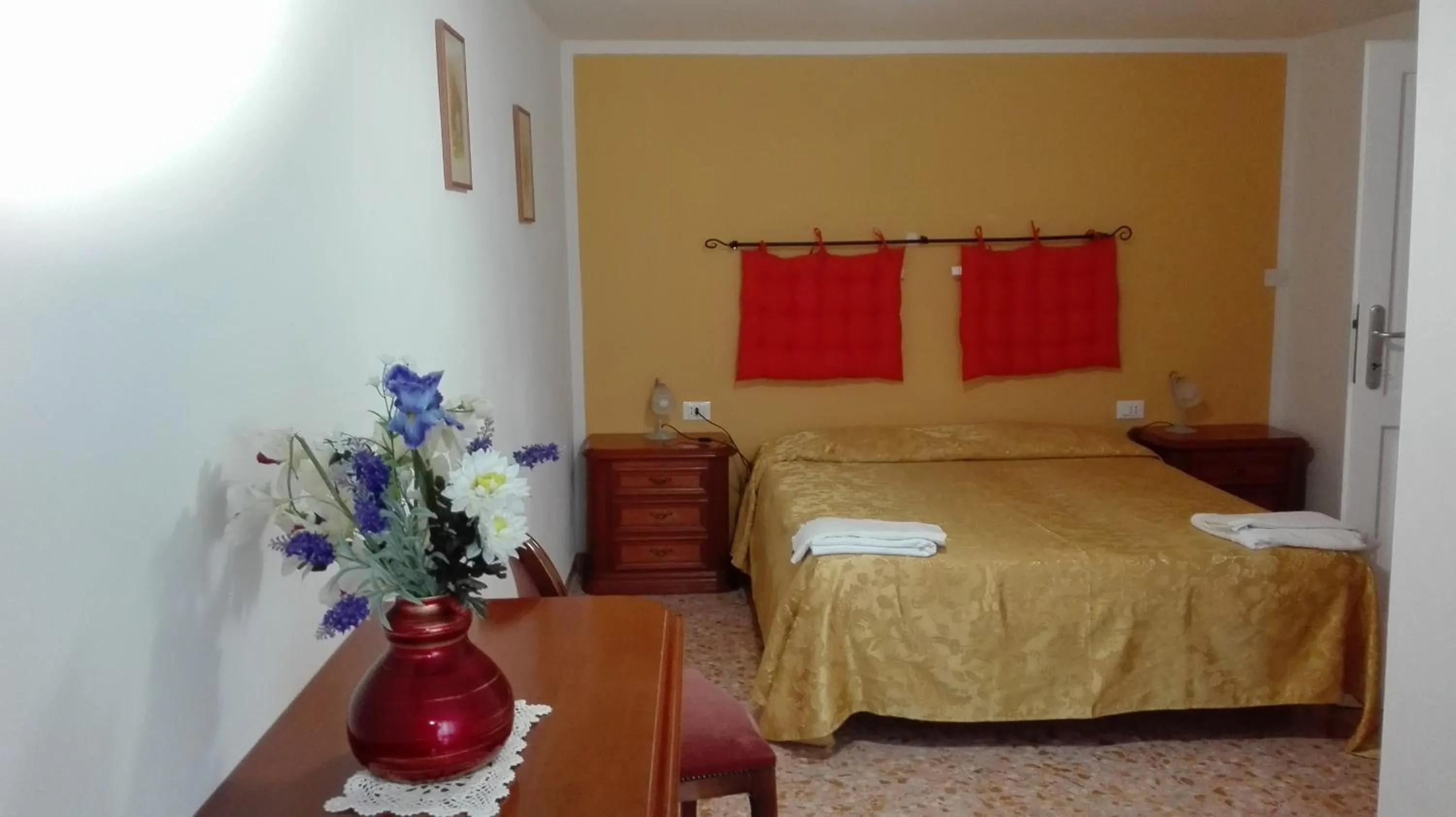 Bed in Hotel Paese Corvara