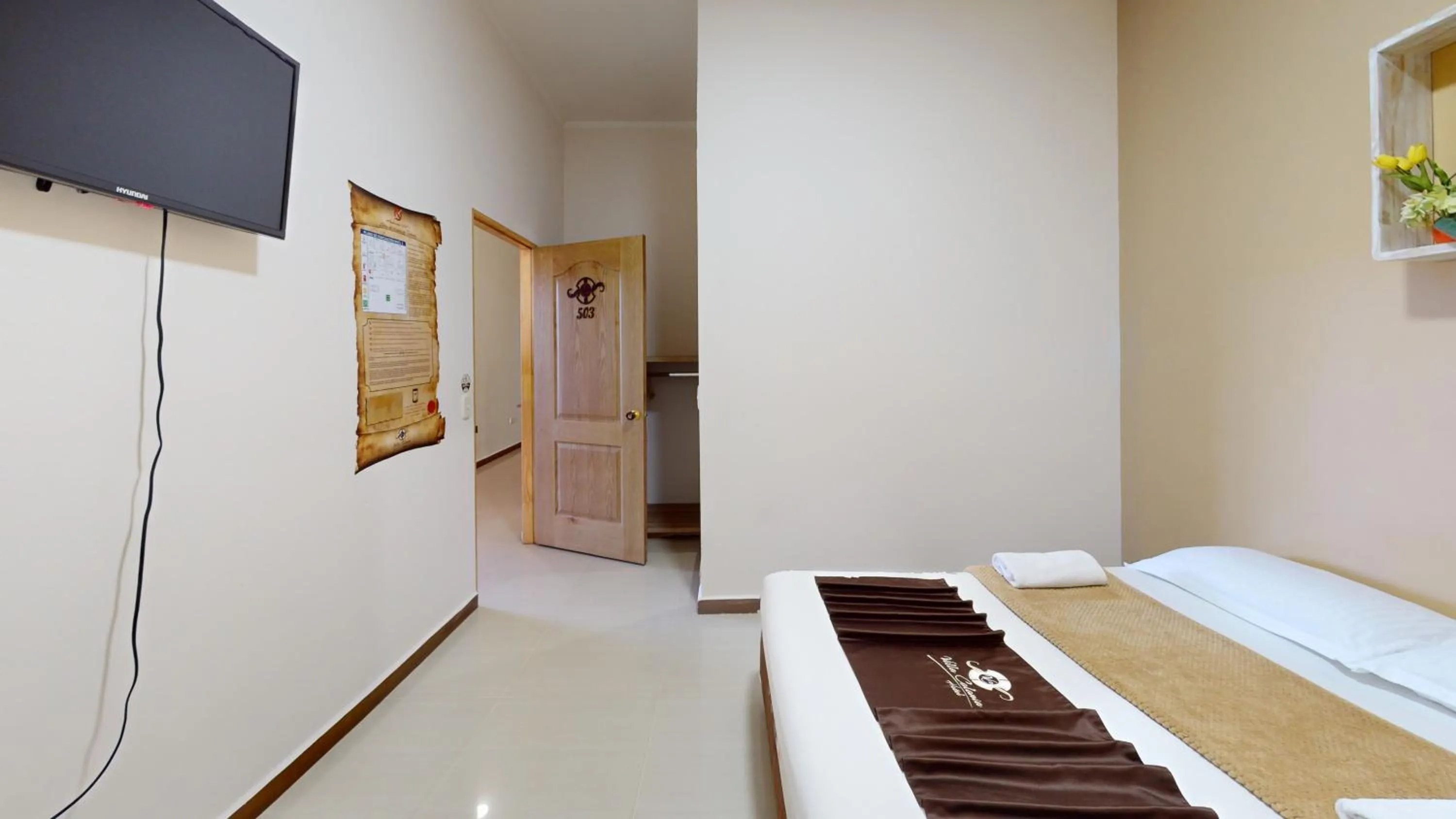 Photo of the whole room, Bed in Hotel Villa Colonia