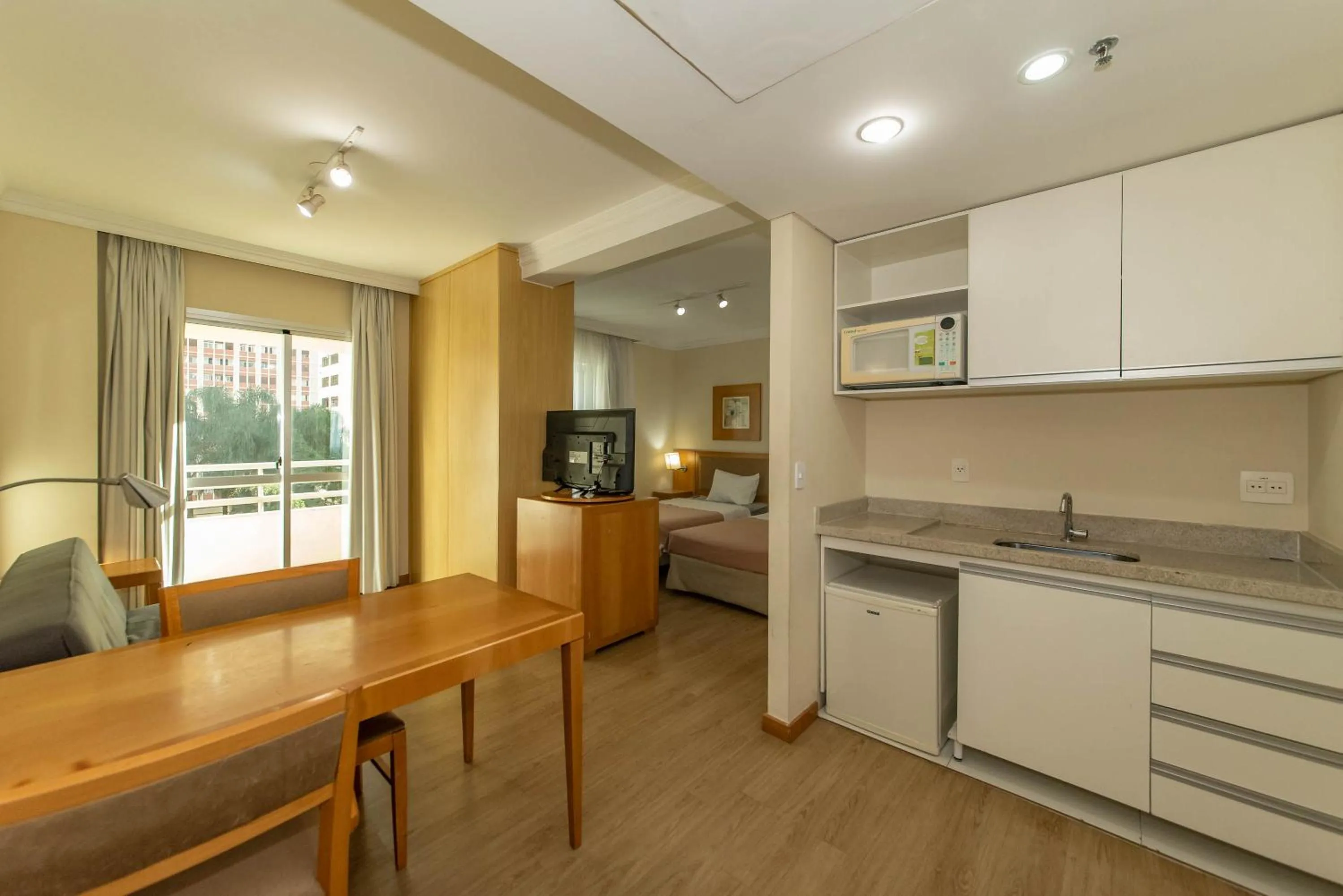 CHARMOSO FLAT NA OSCAR FREIRE