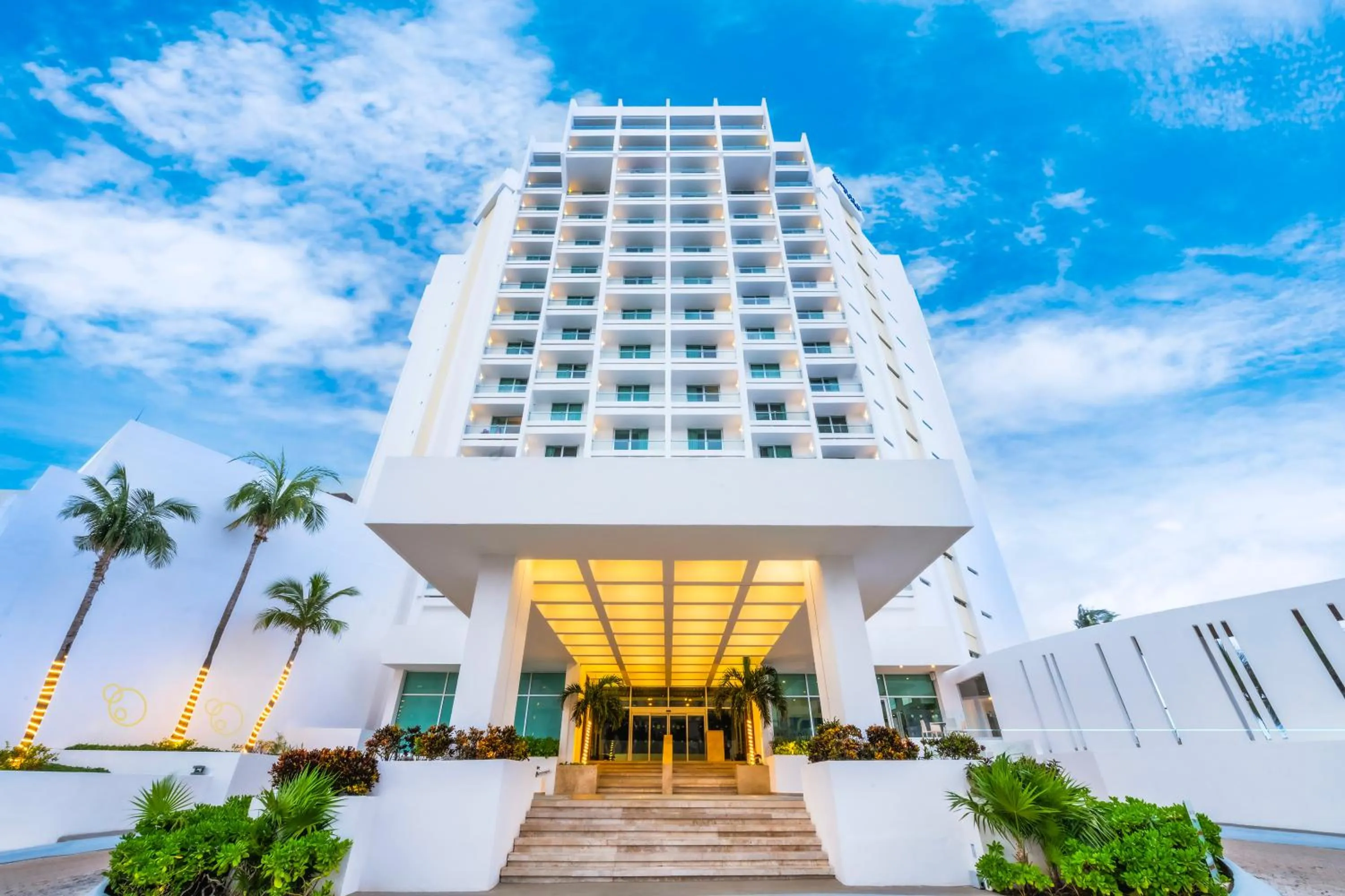 Property building in Altitude at Krystal Grand Cancun - All Inclusive