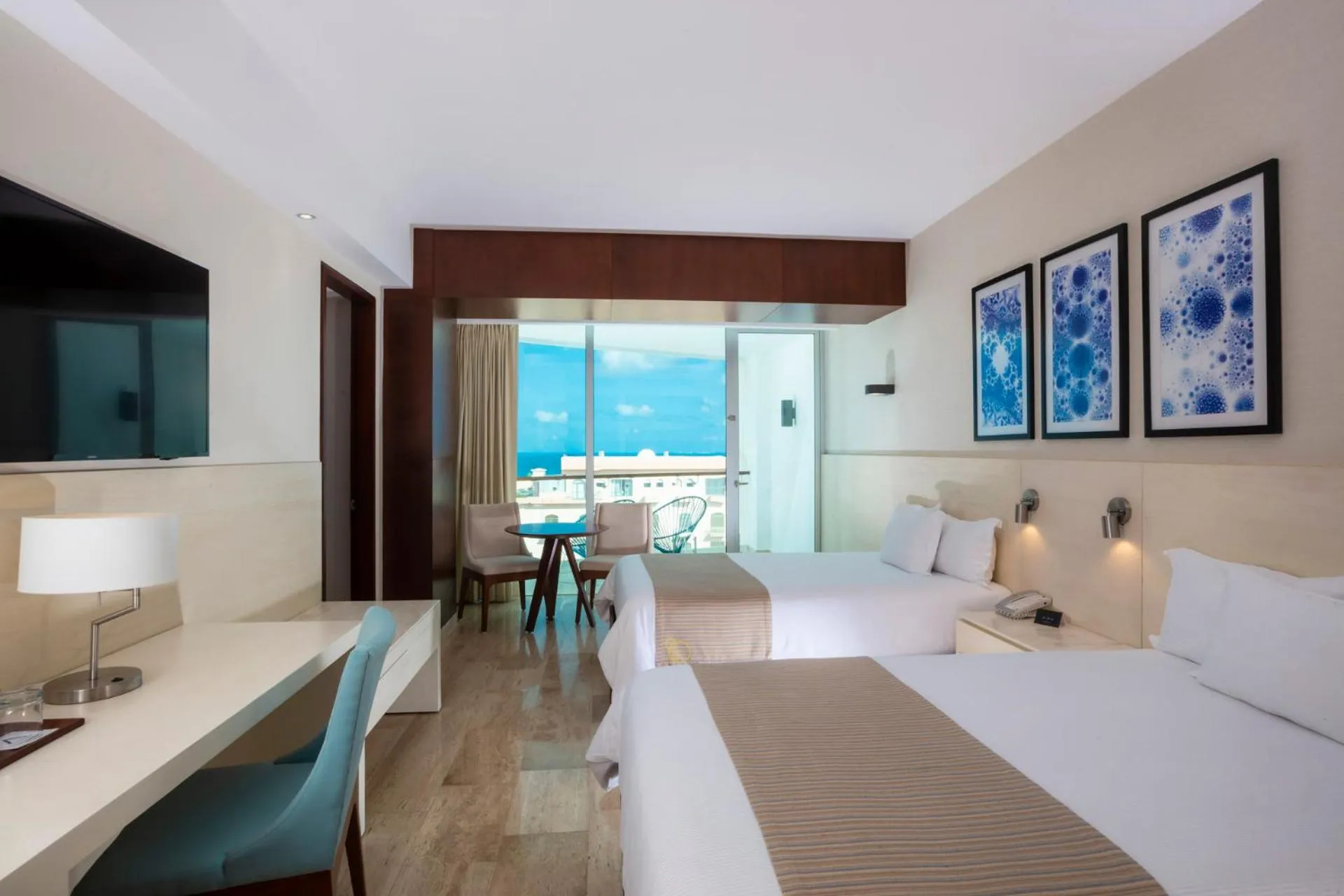 Bed in Altitude at Krystal Grand Cancun - All Inclusive