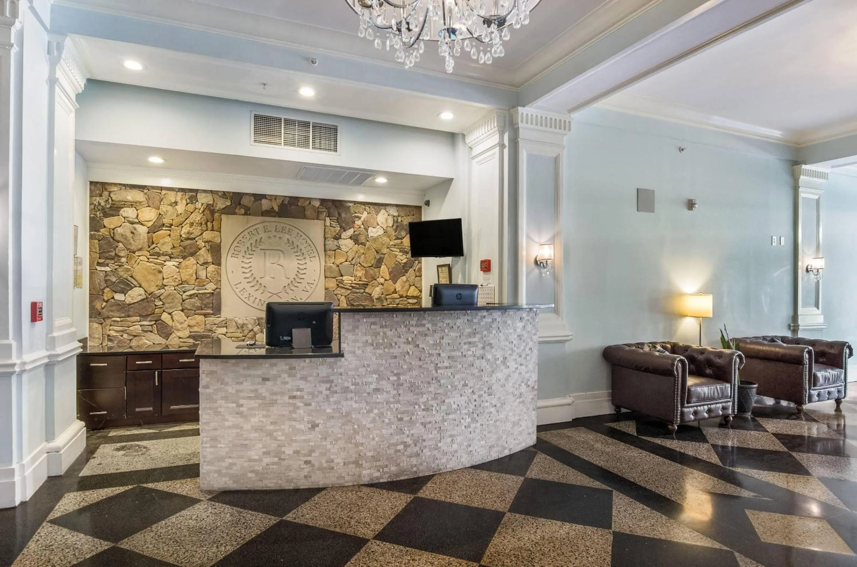 Lobby or reception in The Gin Hotel, an Ascend Collection Hotel