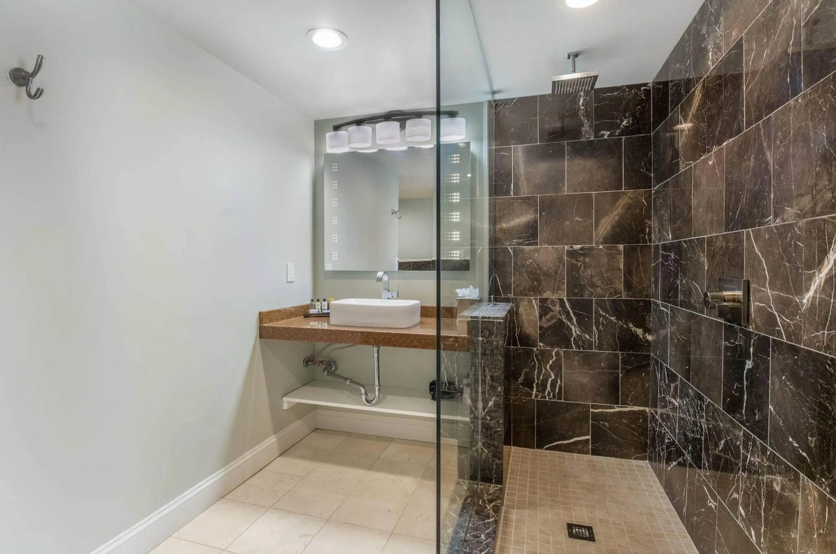 Bedroom in The Gin Hotel, an Ascend Collection Hotel