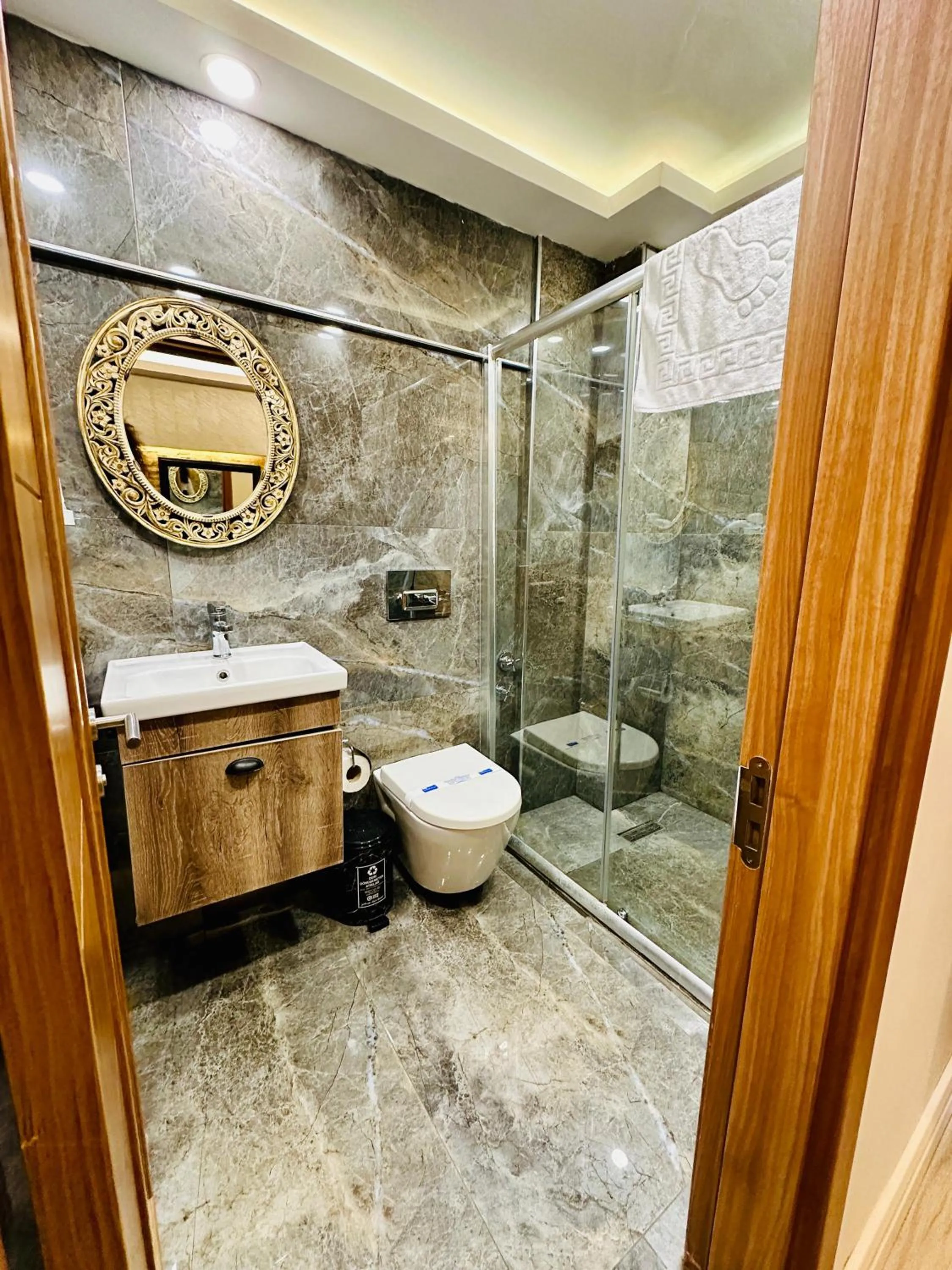 Bathroom in Sirkeci Quietness Hotel