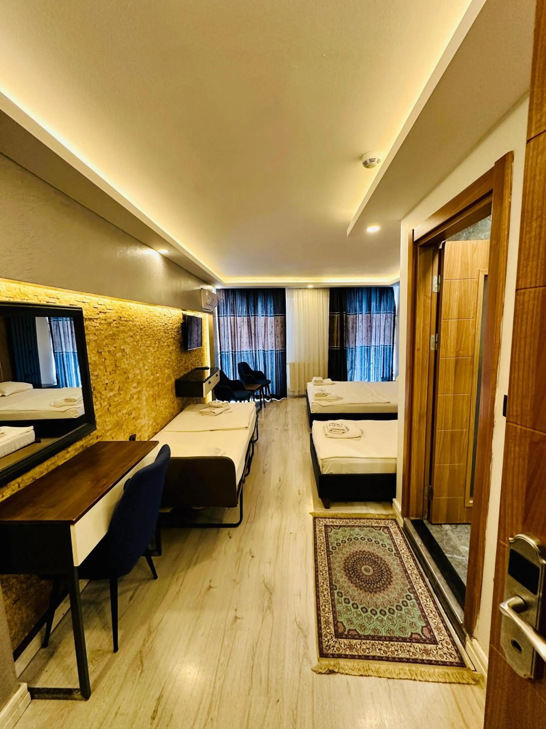 Bed in Sirkeci Quietness Hotel