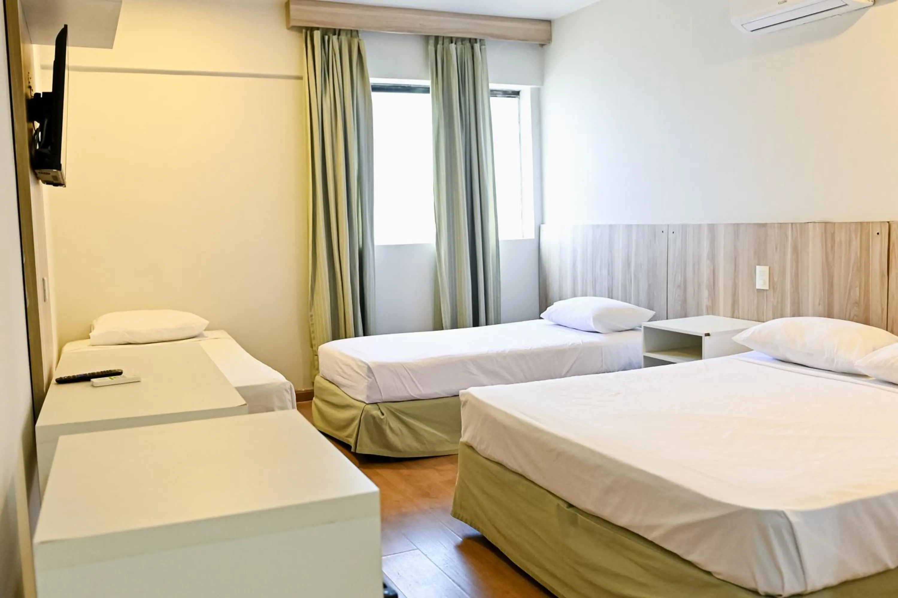 Bedroom, Bed in Matsubara Acqua Park Hotel