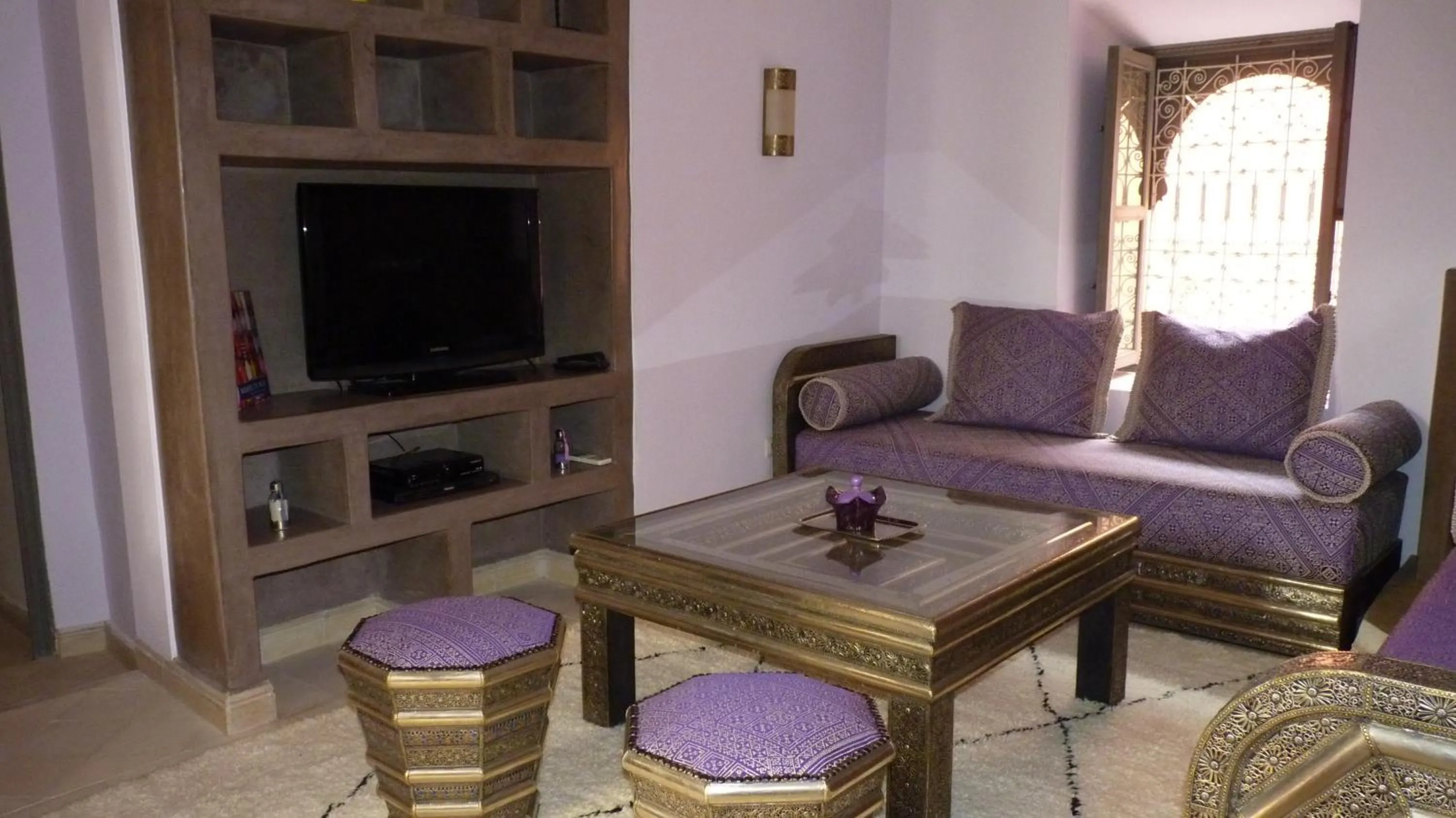 Decorative detail in Dar Andamaure