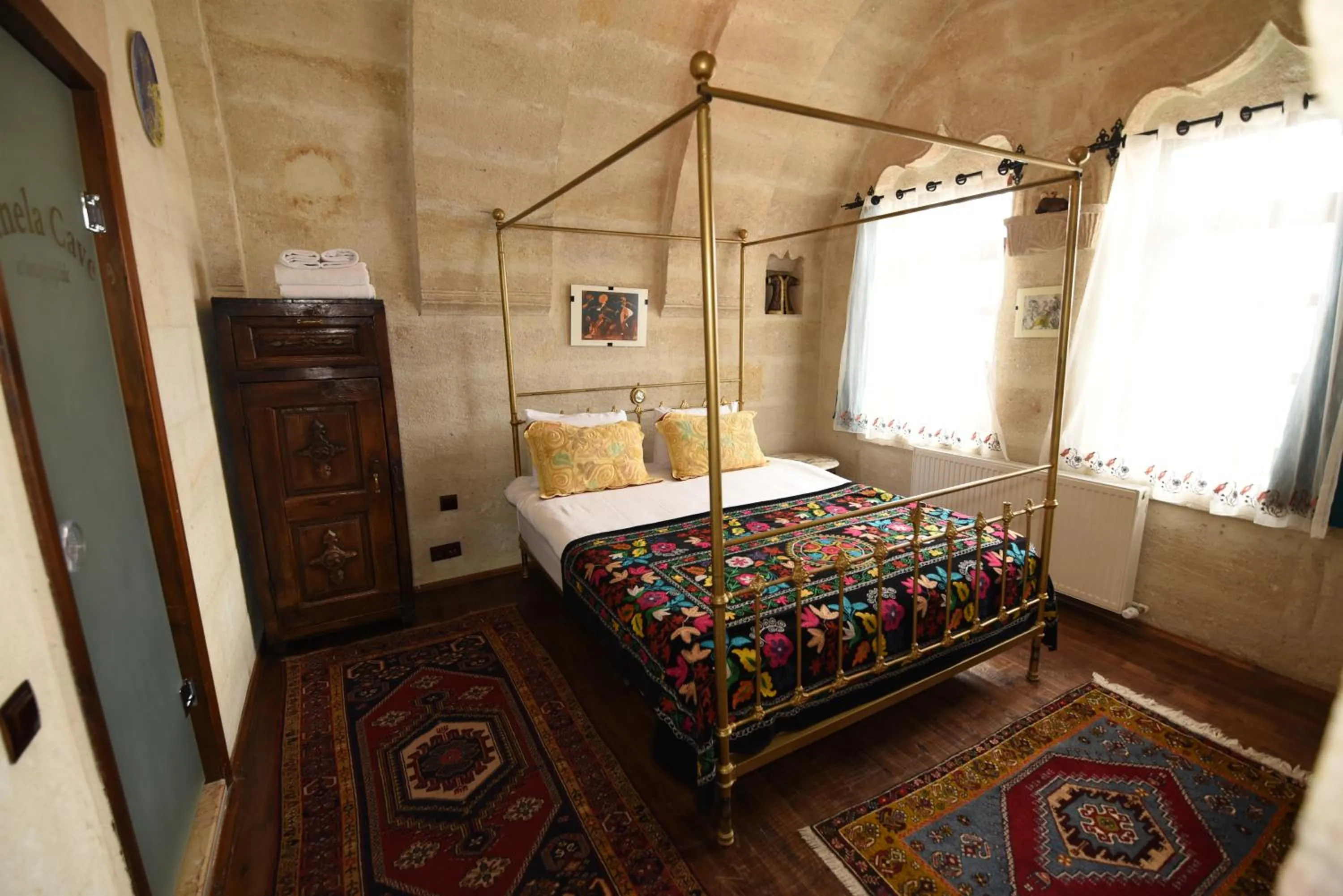 Bed in Canela Cave Hotel - Cappadocia