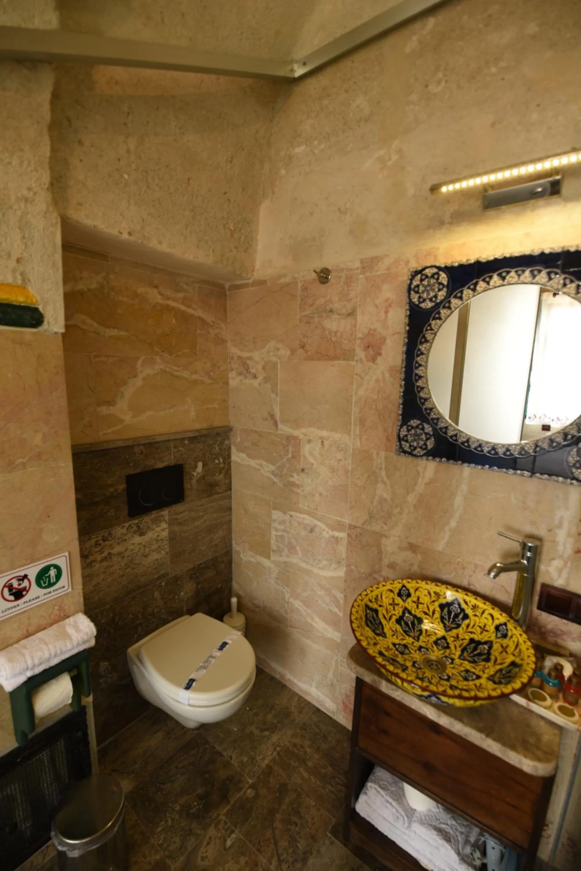 Bathroom in Canela Cave Hotel - Cappadocia