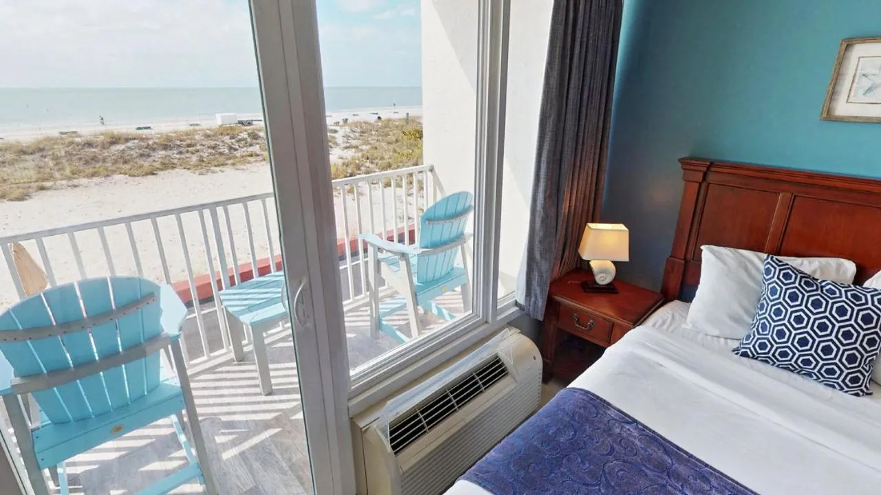 Executive 2 Doubles Ocean View - 206 in Island Inn Beach Resort