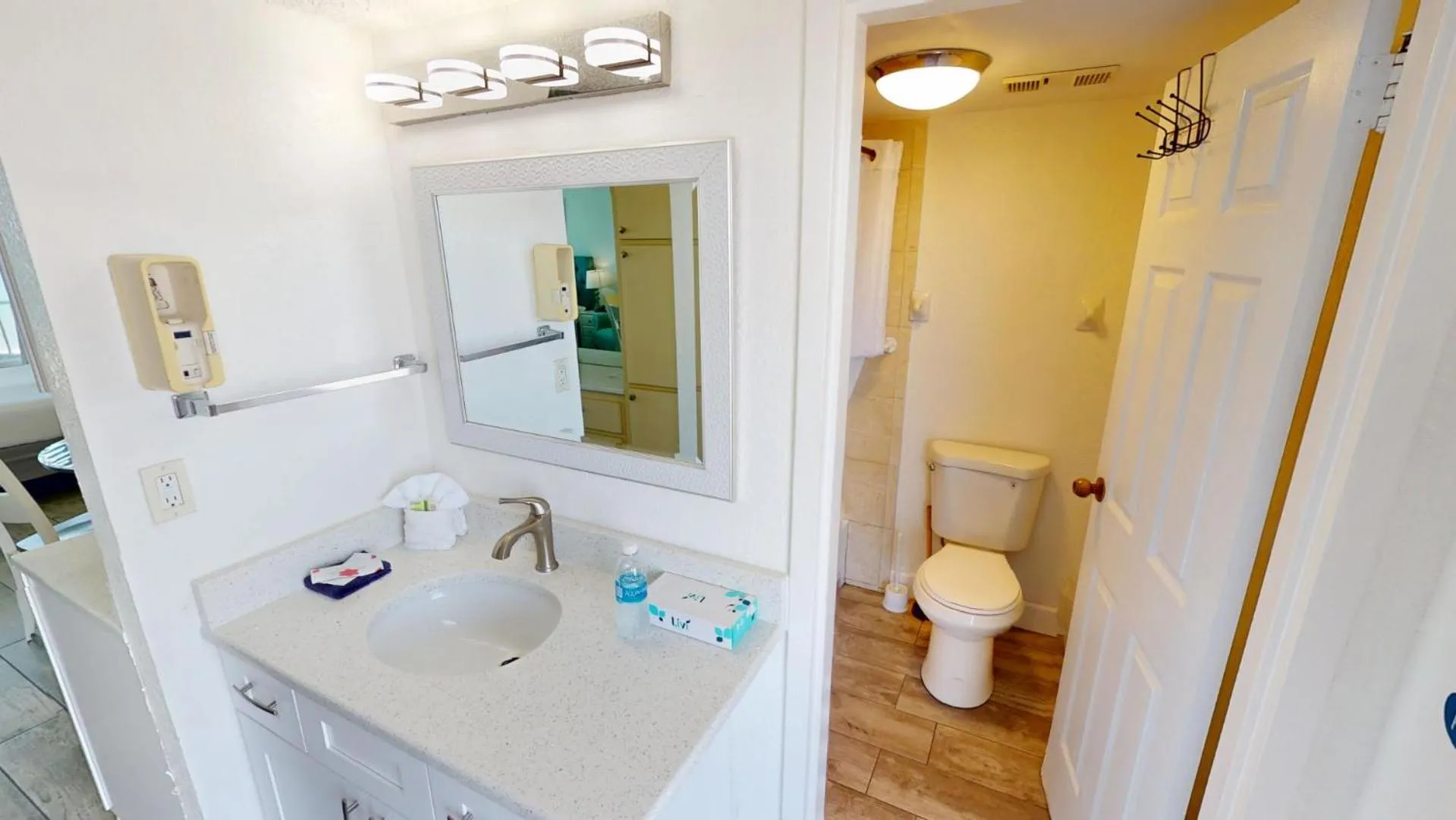 Bathroom in Island Inn Beach Resort