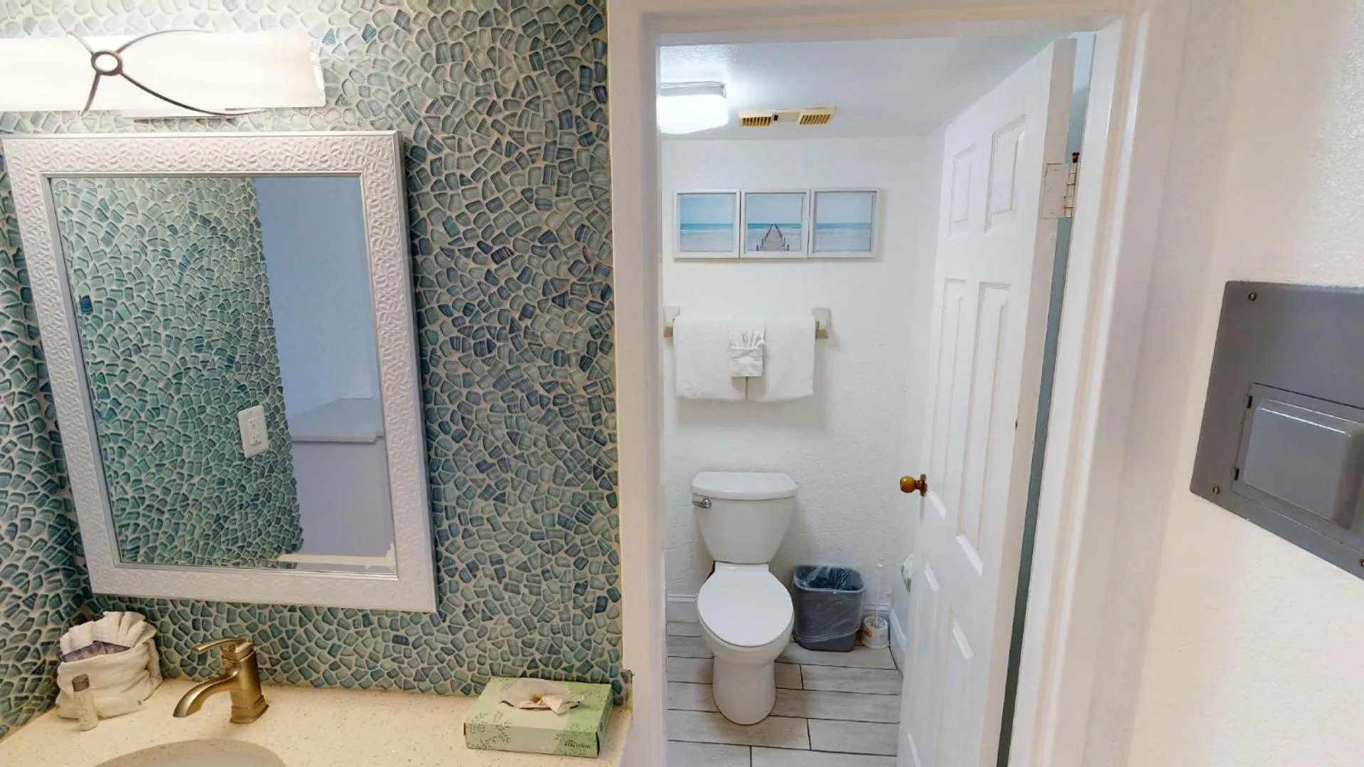 Bathroom in Island Inn Beach Resort