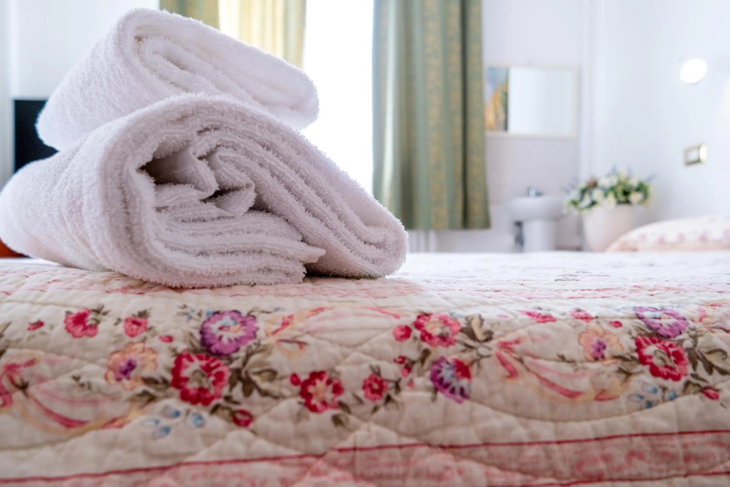 Bed in Hotel New Aurora Venice