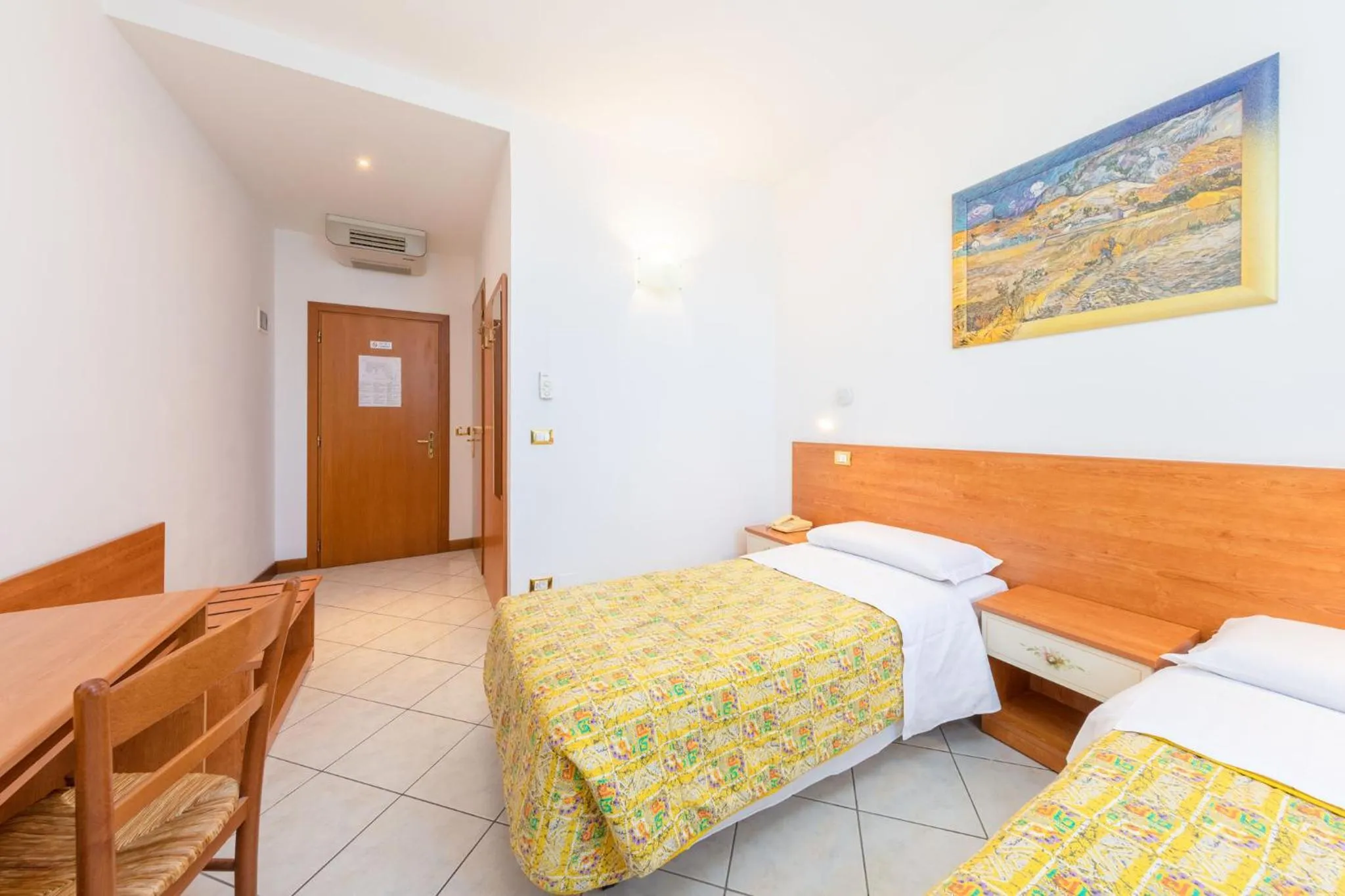 Bed in Hotel New Aurora Venice