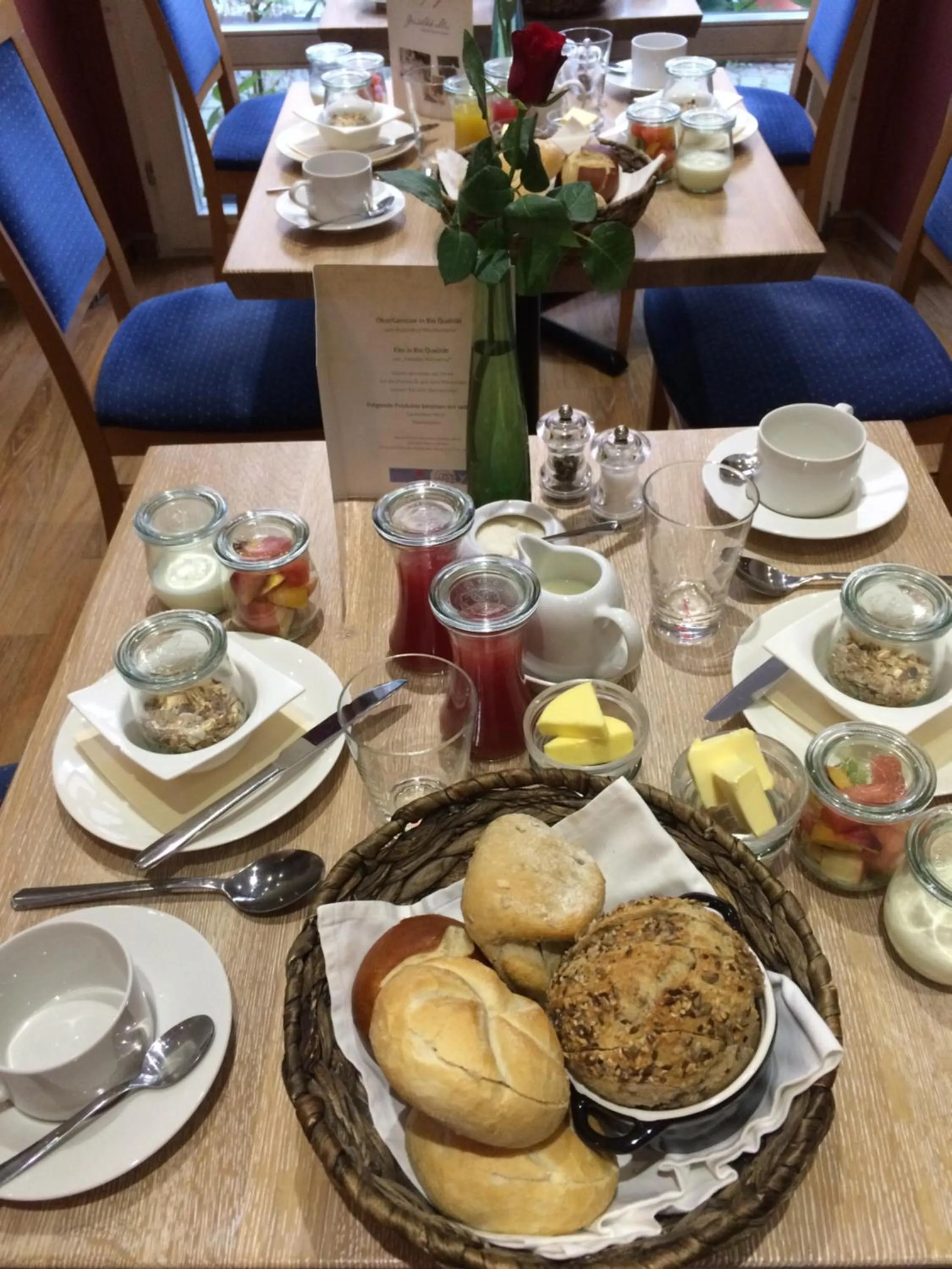 Food and drinks in Hotel Alt Speyer