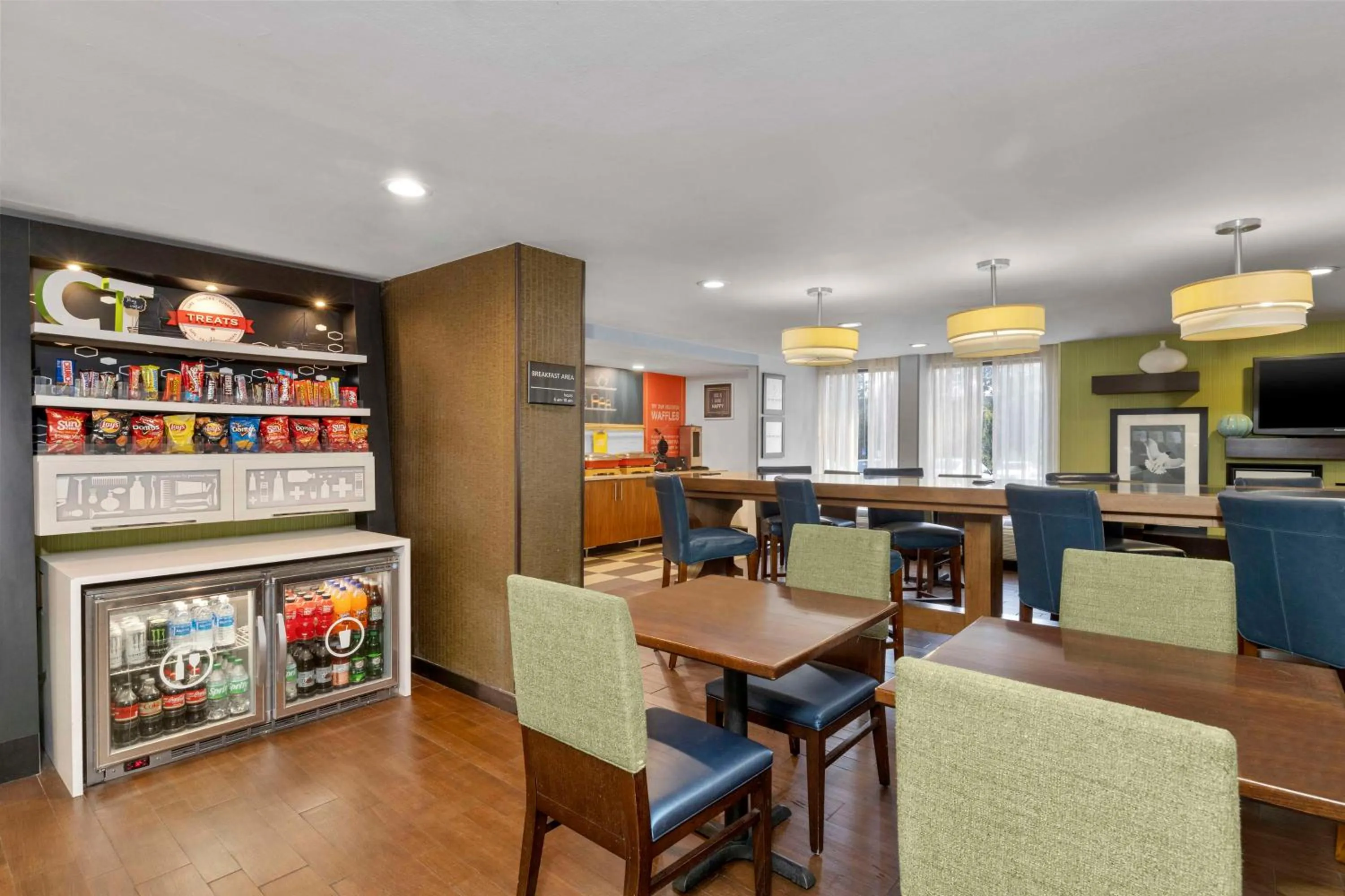 Breakfast in Hampton Inn by Hilton Milford