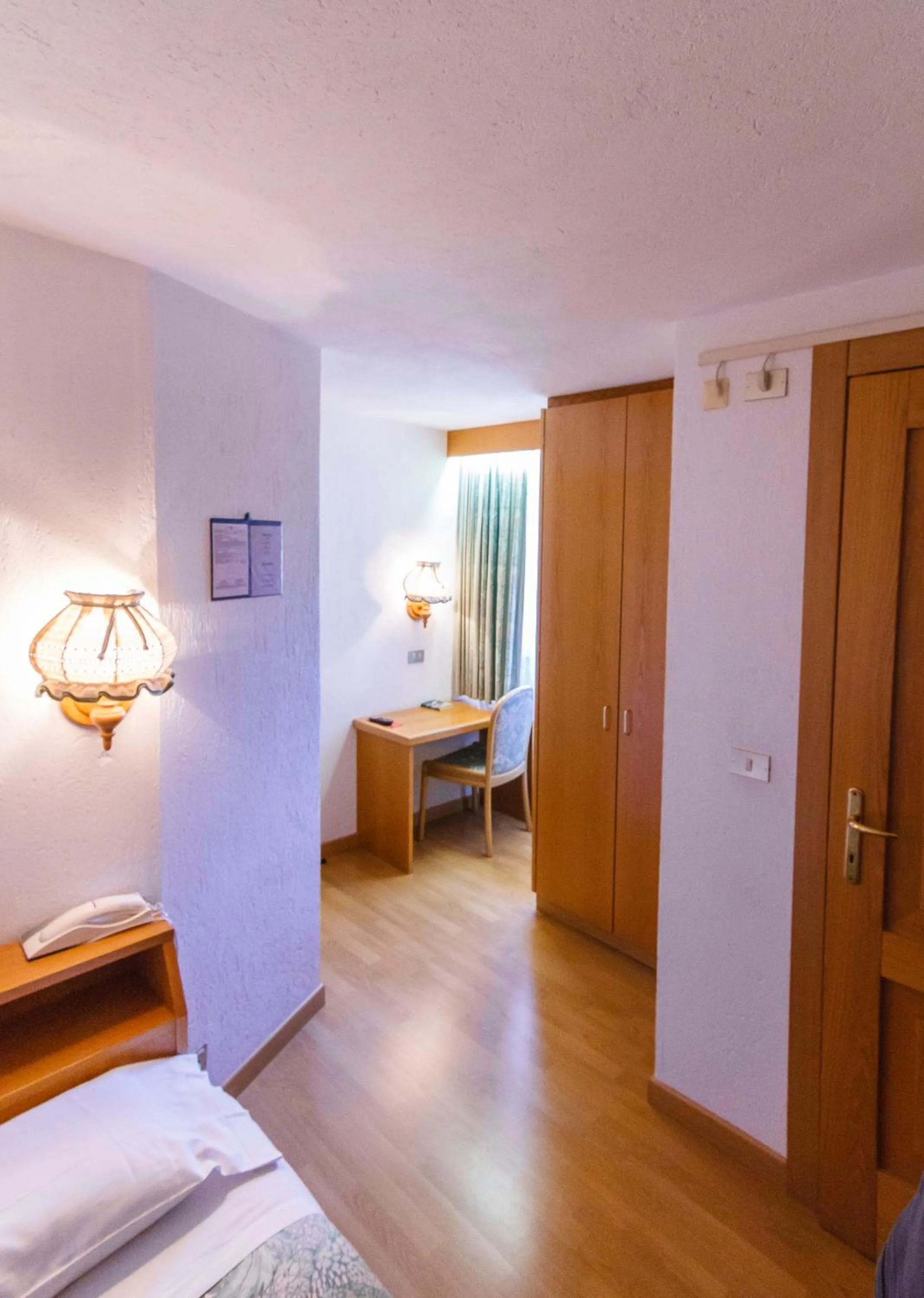 Bed in Hotel Ottoz Meublé