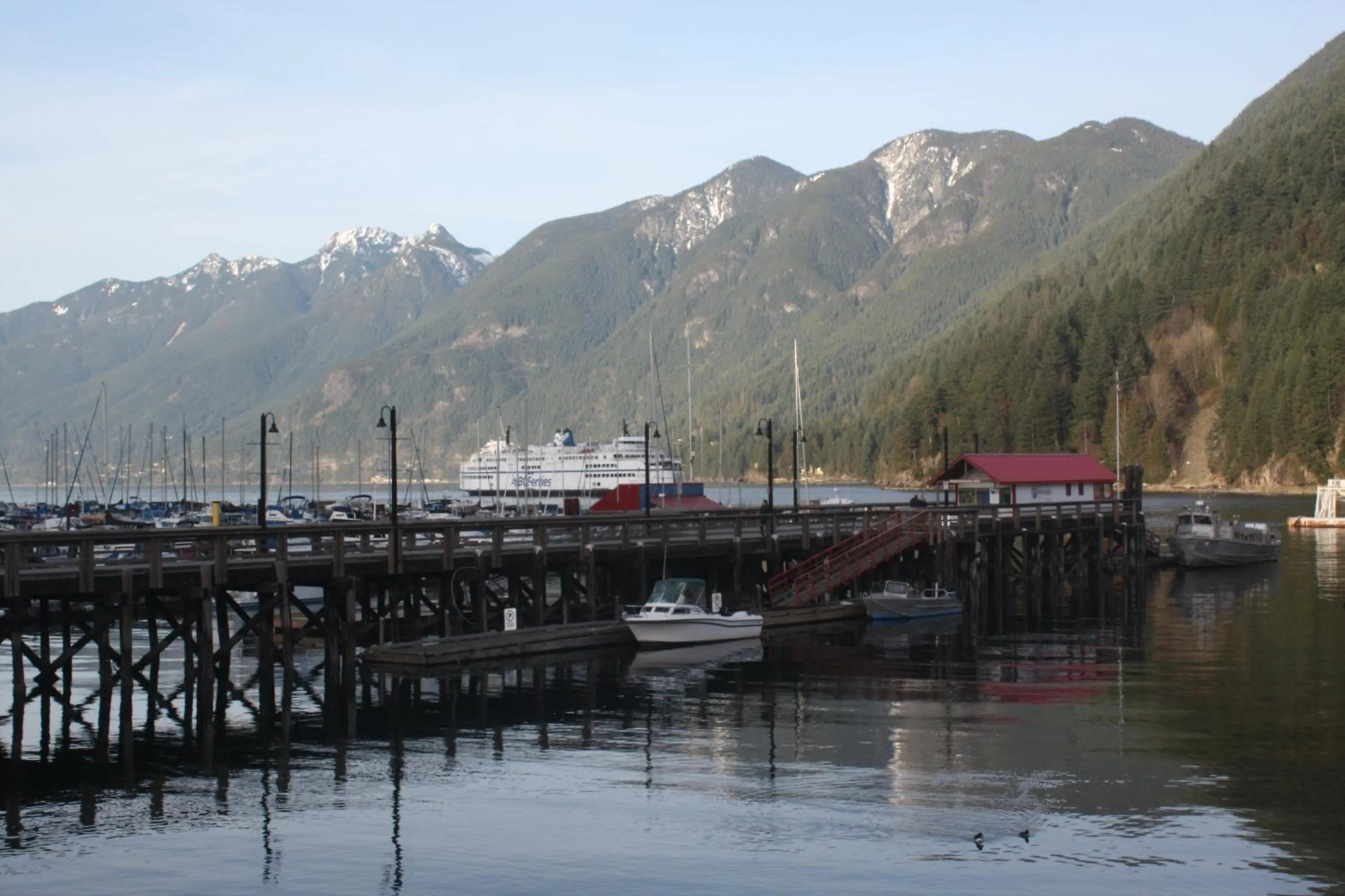 Mountain view in The Classic Horseshoe Bay Motel