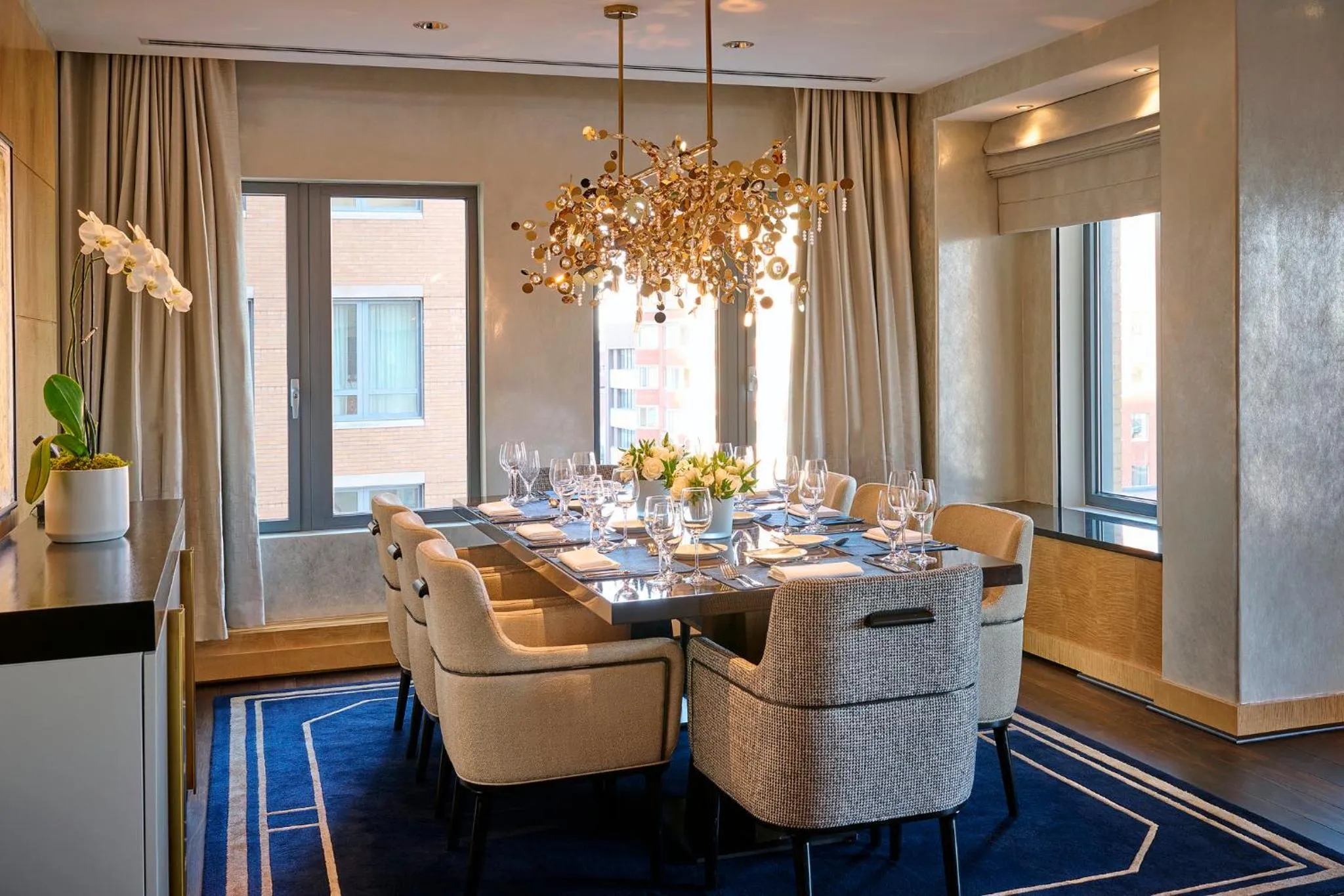 Photo of the whole room in Mandarin Oriental, Boston