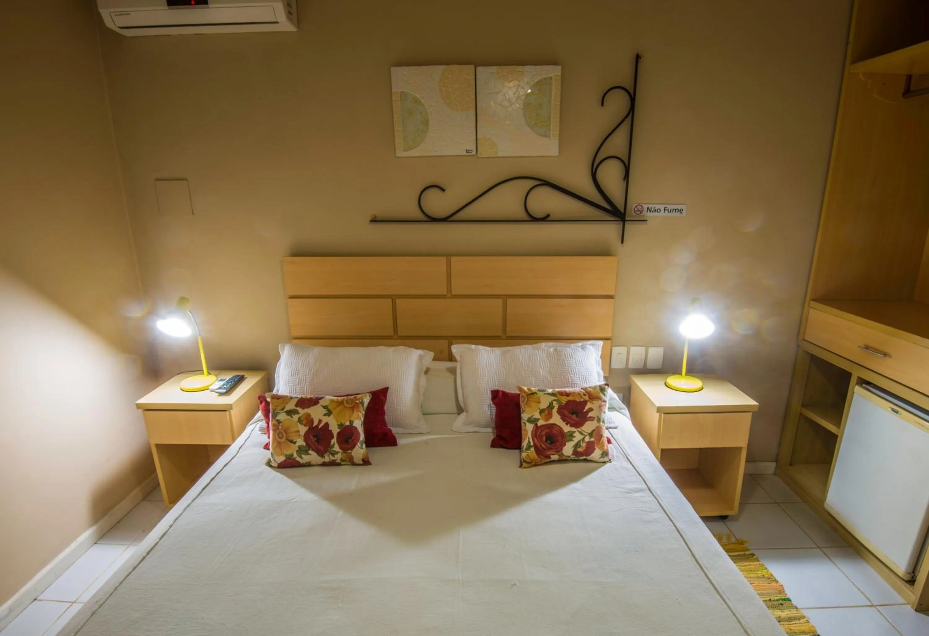 Photo of the whole room, Bed in Pousada Via Brasil