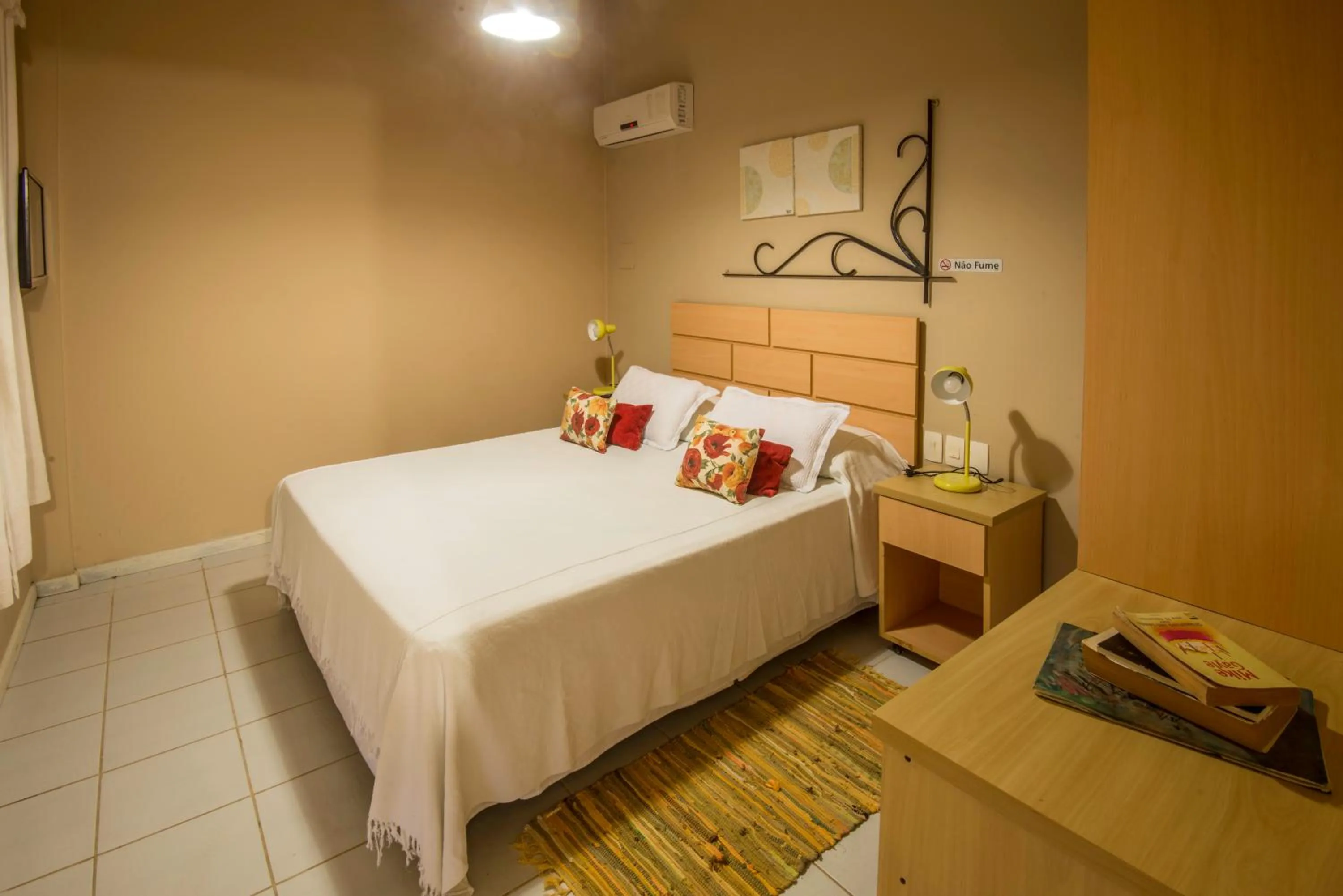 Photo of the whole room, Bed in Pousada Via Brasil