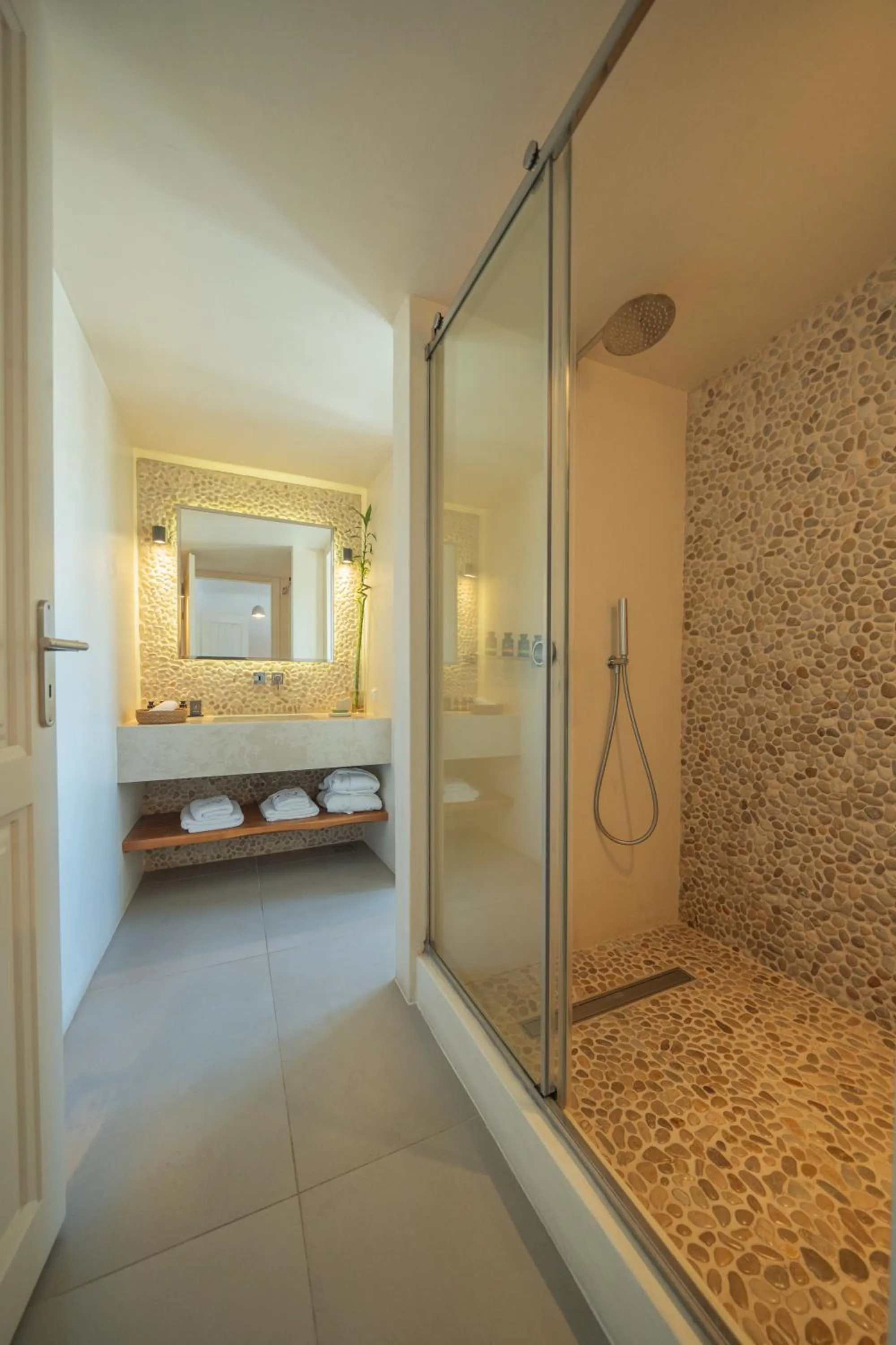 White & Co Exclusive Island Villas