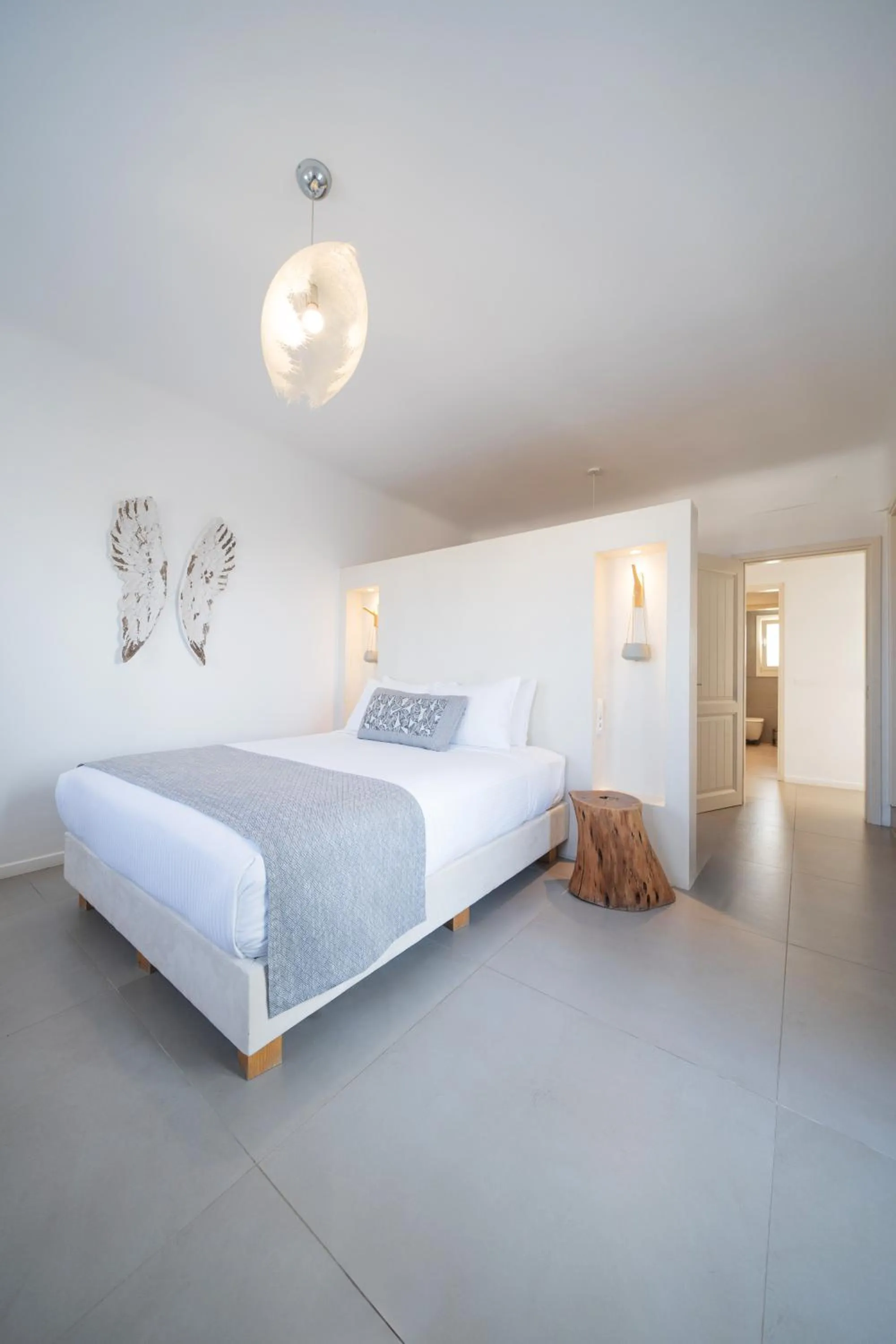 Bed in White & Co Exclusive Island Villas