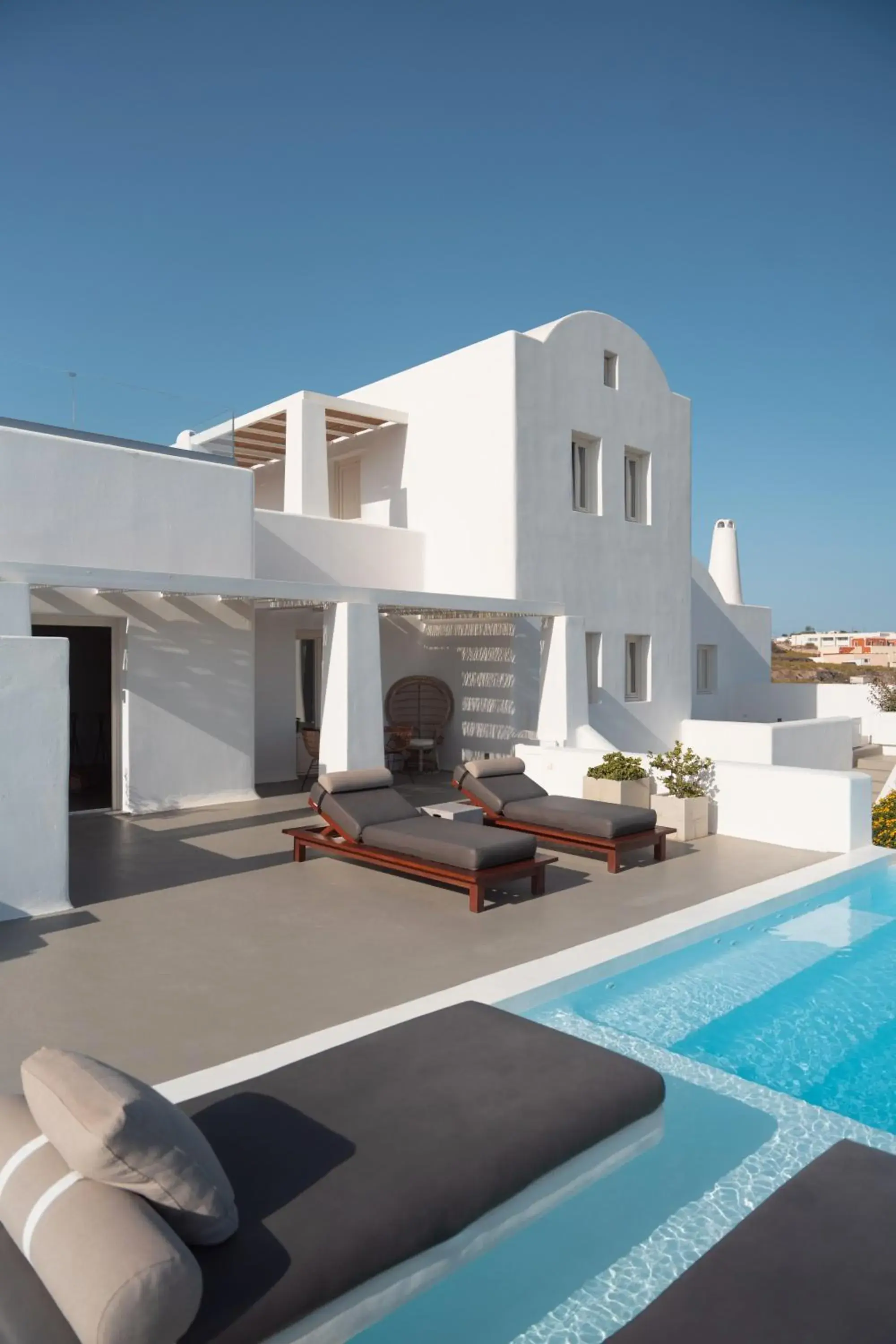 Grand White Villa with Two Private Pools in White & Co Exclusive Island Villas Grand White Villa with Two Private Pools in White & Co Exclusive Island Villas