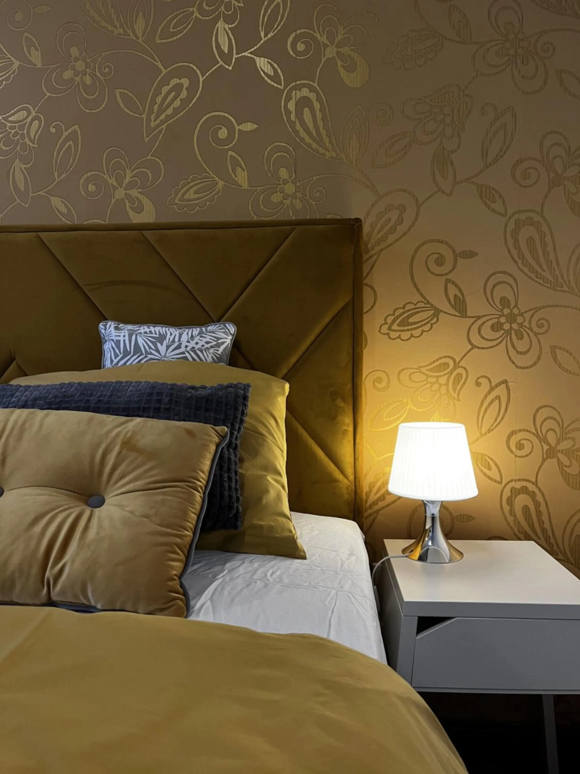 Bed in Studio Apartment Sofia - Poreč Old Town Quiet Oasis with FREE parking