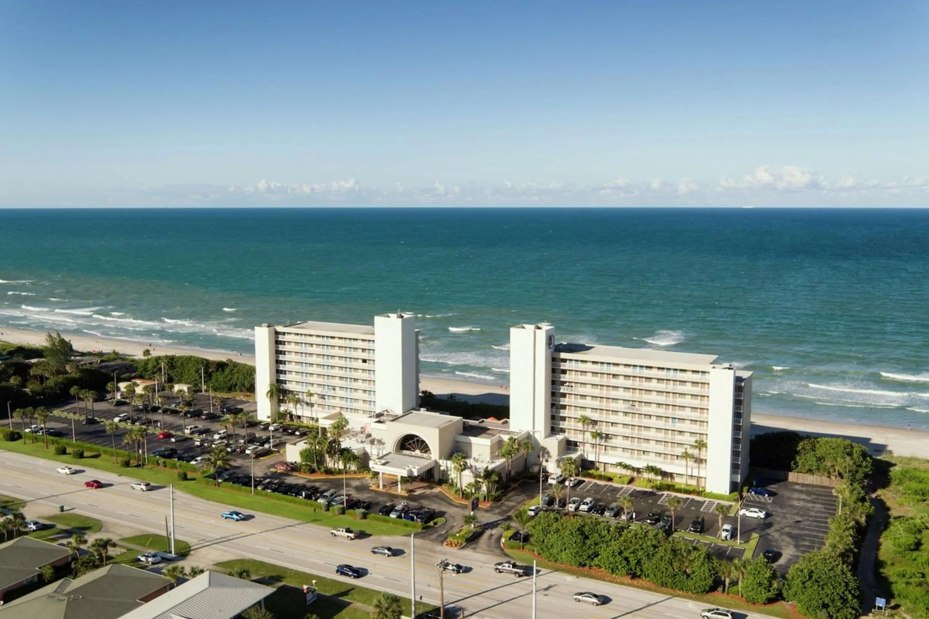 Property building in DoubleTree Suites by Hilton Melbourne Beach Oceanfront