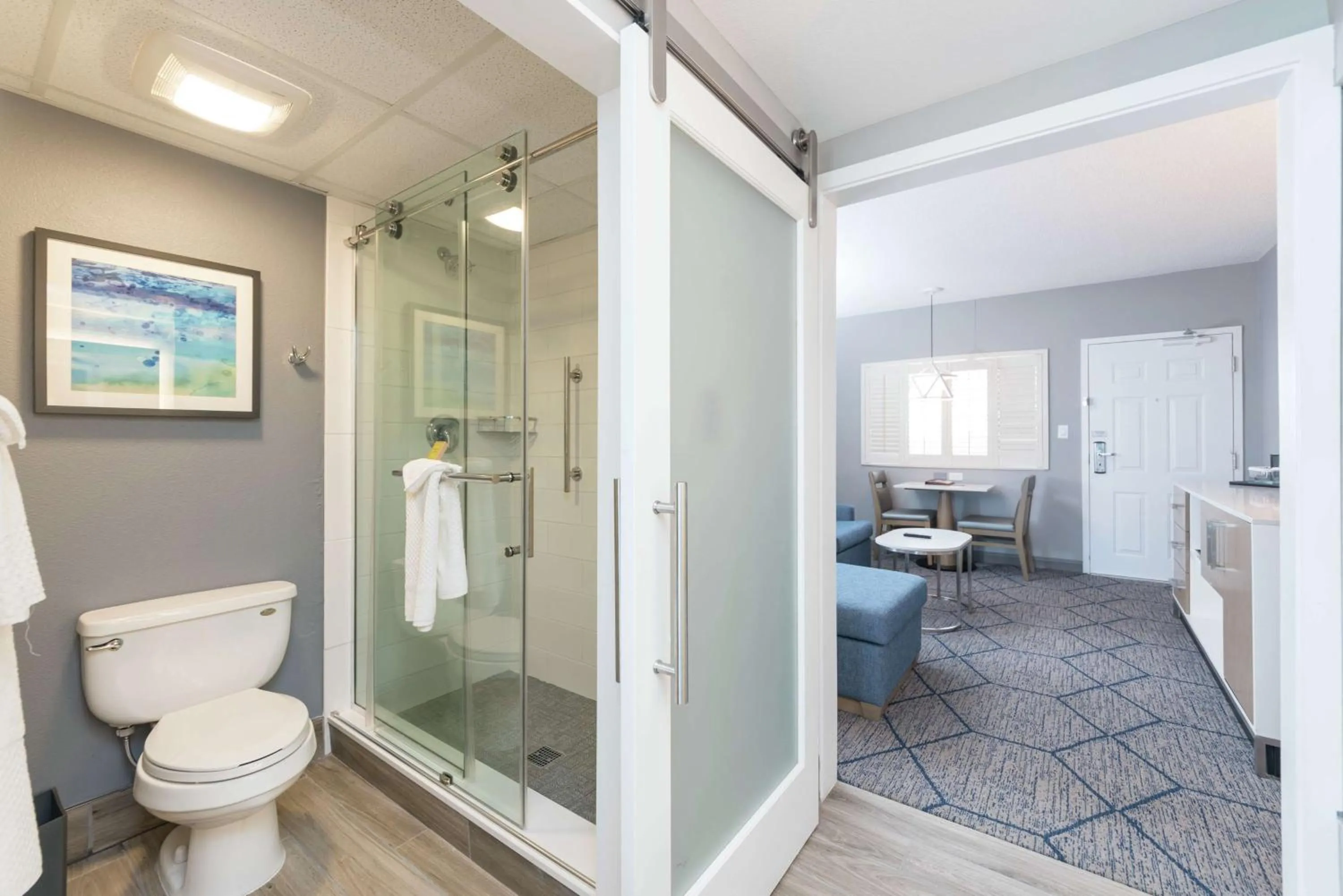 Bed in DoubleTree Suites by Hilton Melbourne Beach Oceanfront