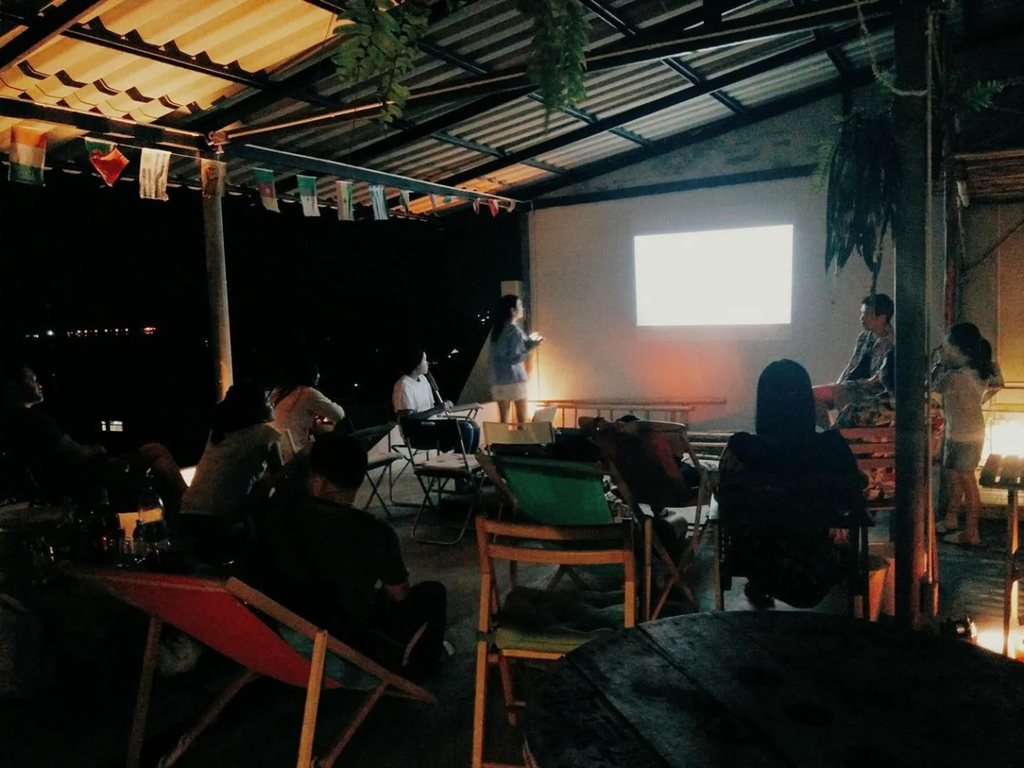 Restaurant/places to eat in Sattahiptale Boutique Guesthouse & Hostel