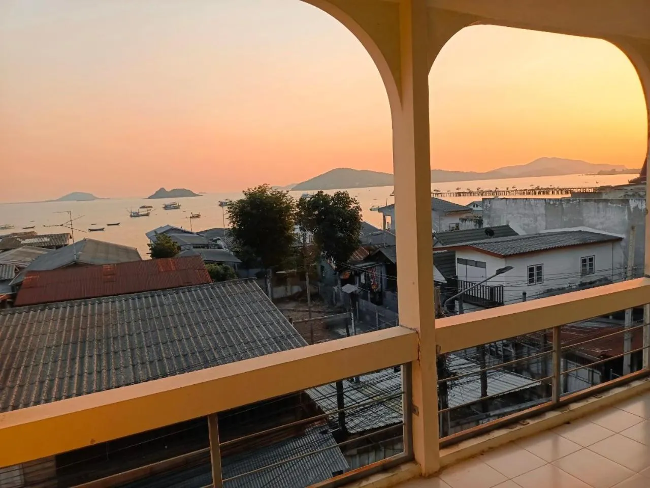 Sattahiptale Boutique Guesthouse & Hostel