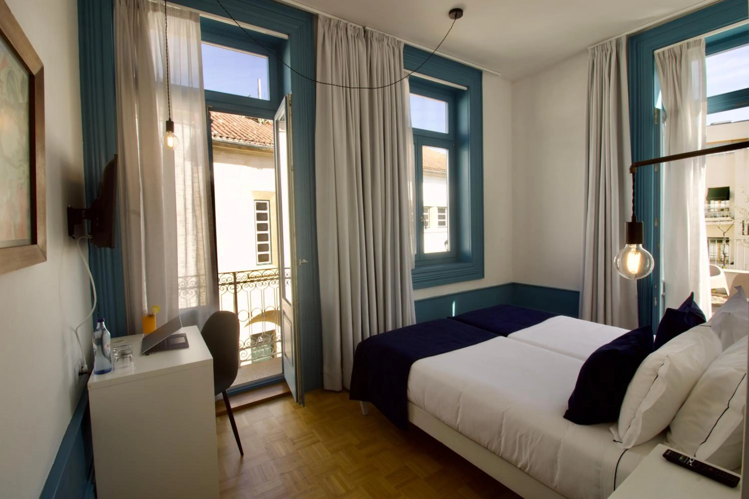 City view, Bed in Des Arts