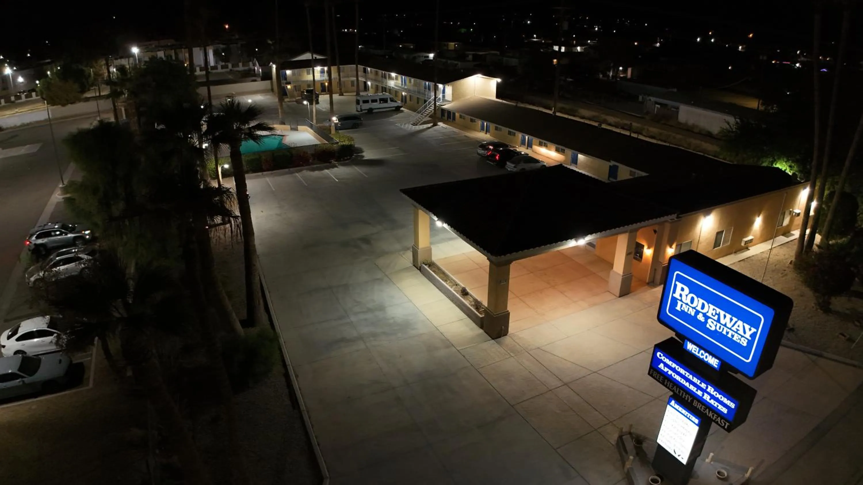 Night in Rodeway Inn & Suites Blythe I-10