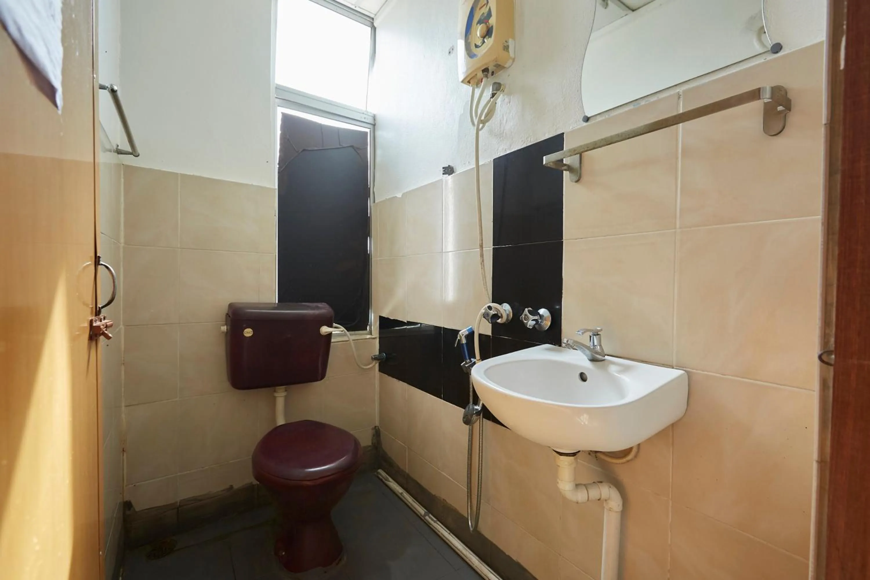 Shower in Jerteh Hotel, Terengganu