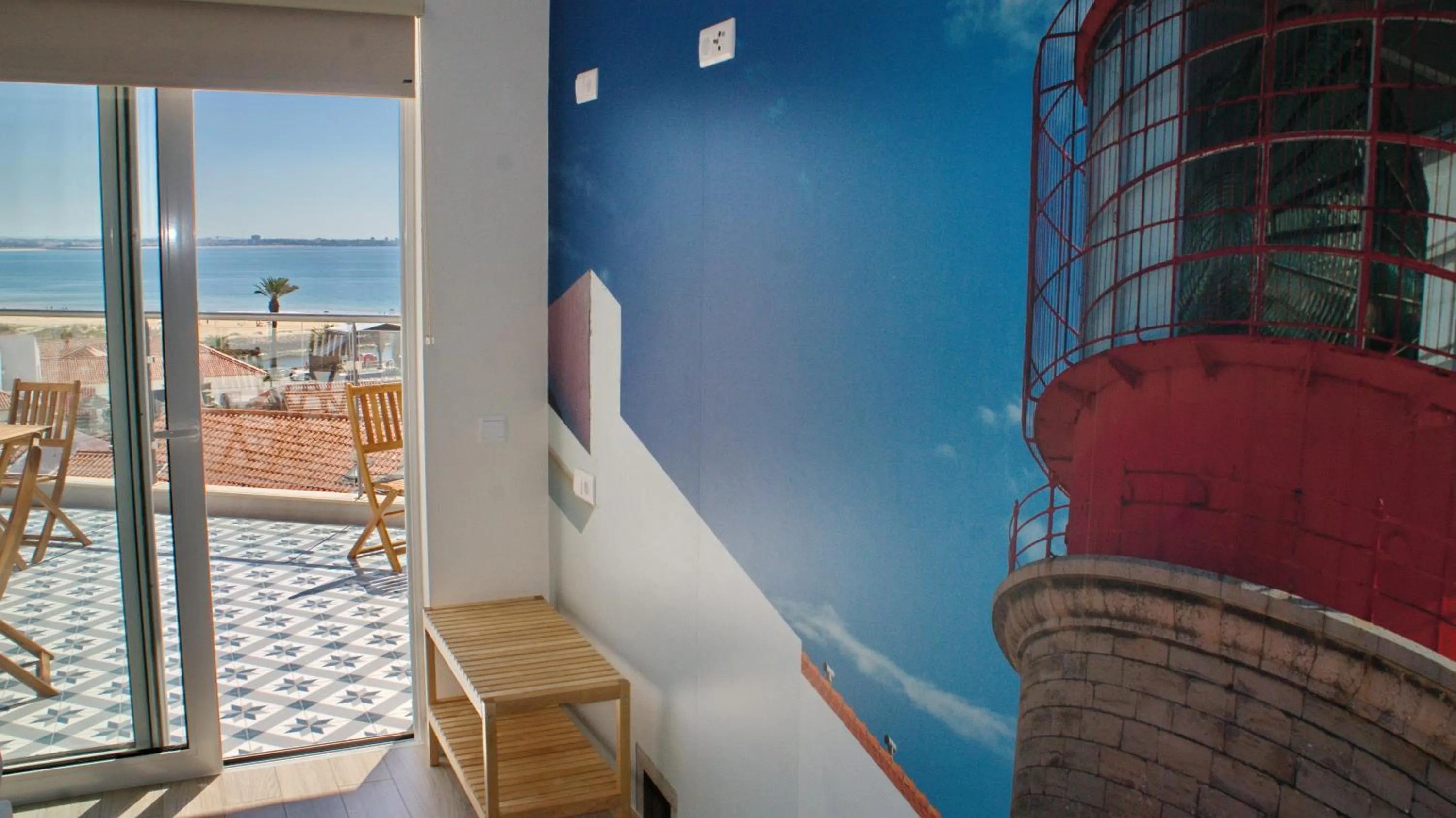 Topcity Hostel & Suites