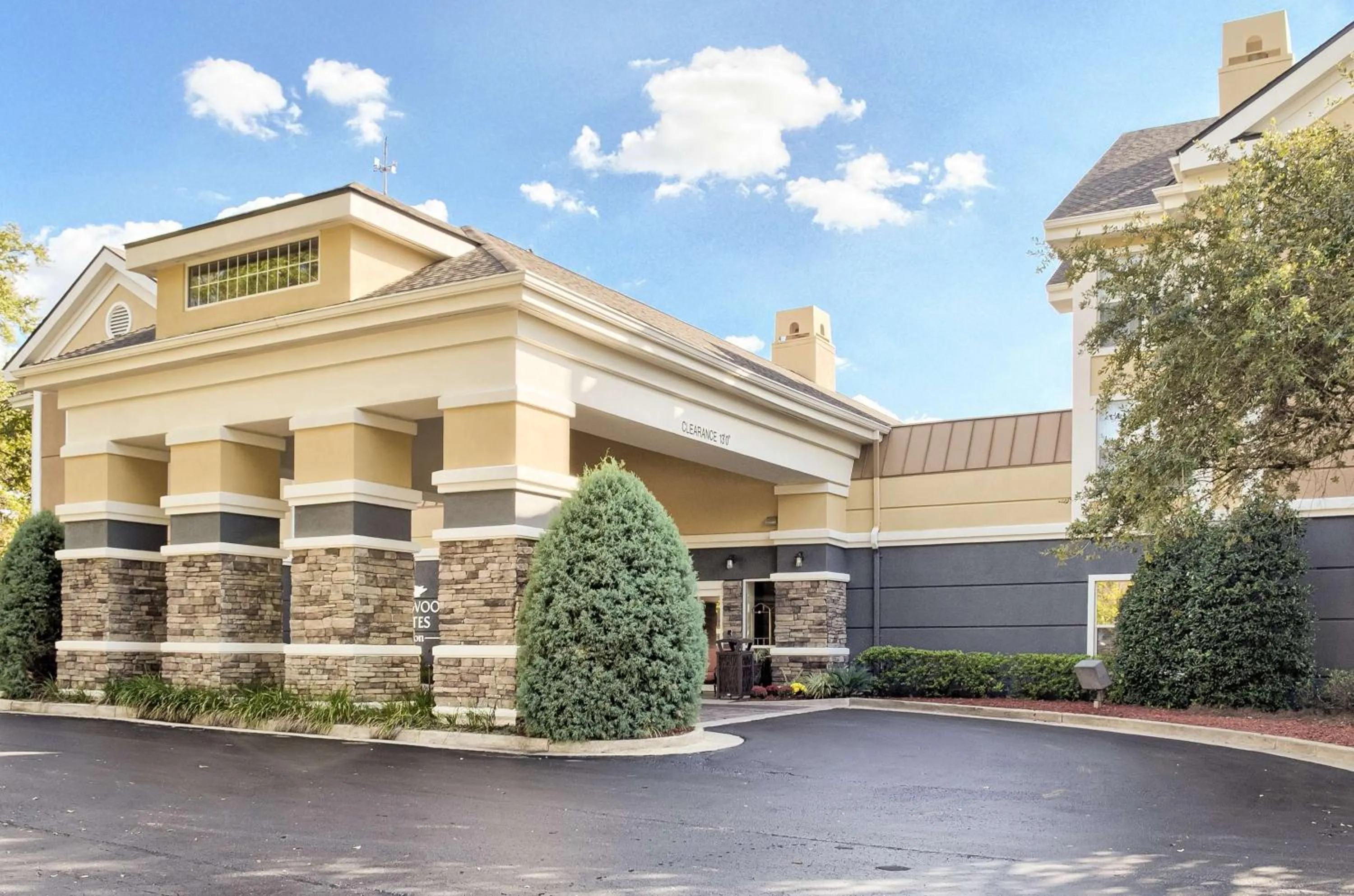Property building in Homewood Suites by Hilton Mobile Airport-University Area