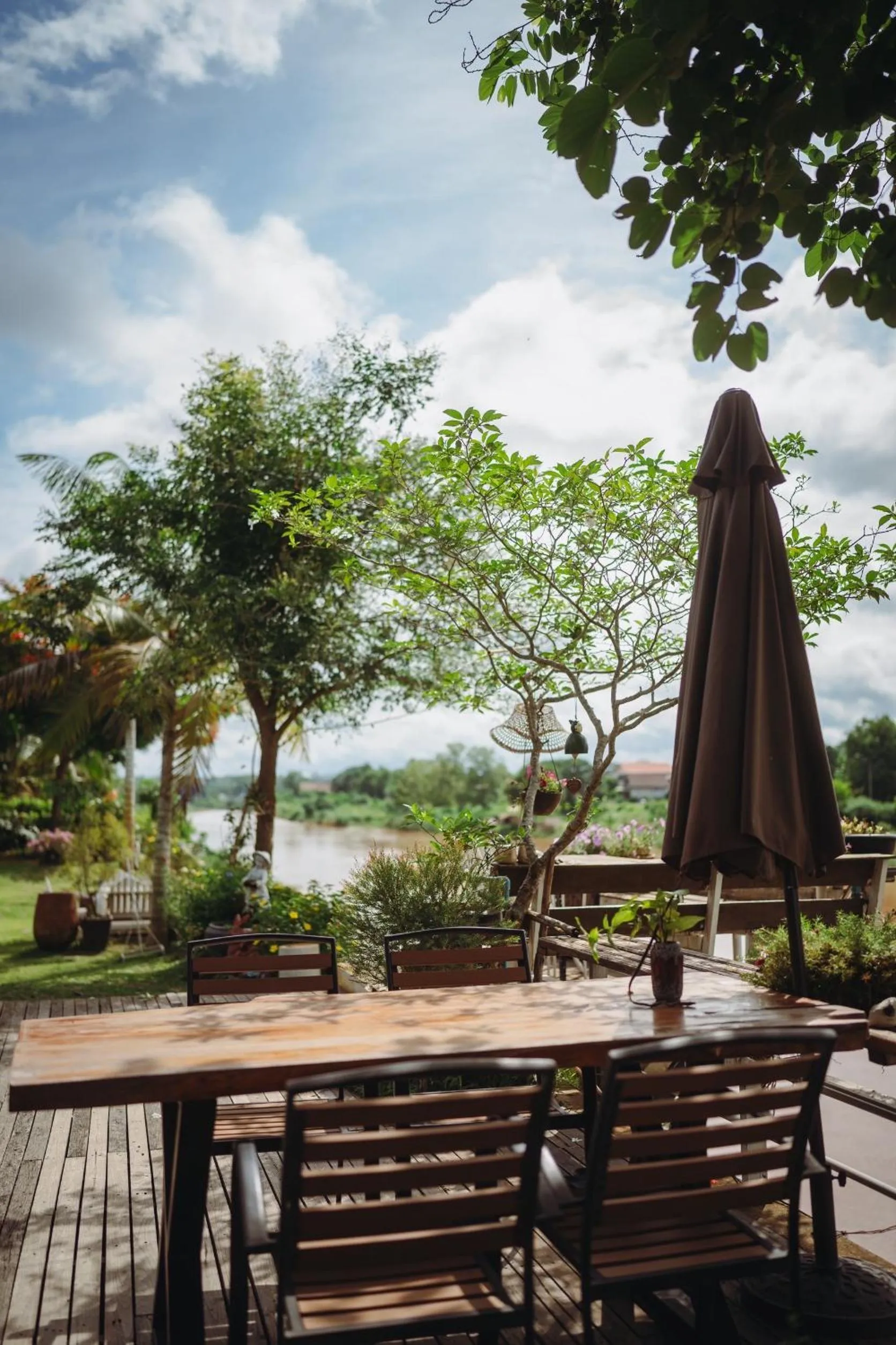 Restaurant/places to eat in Nan Rim Nam Resort