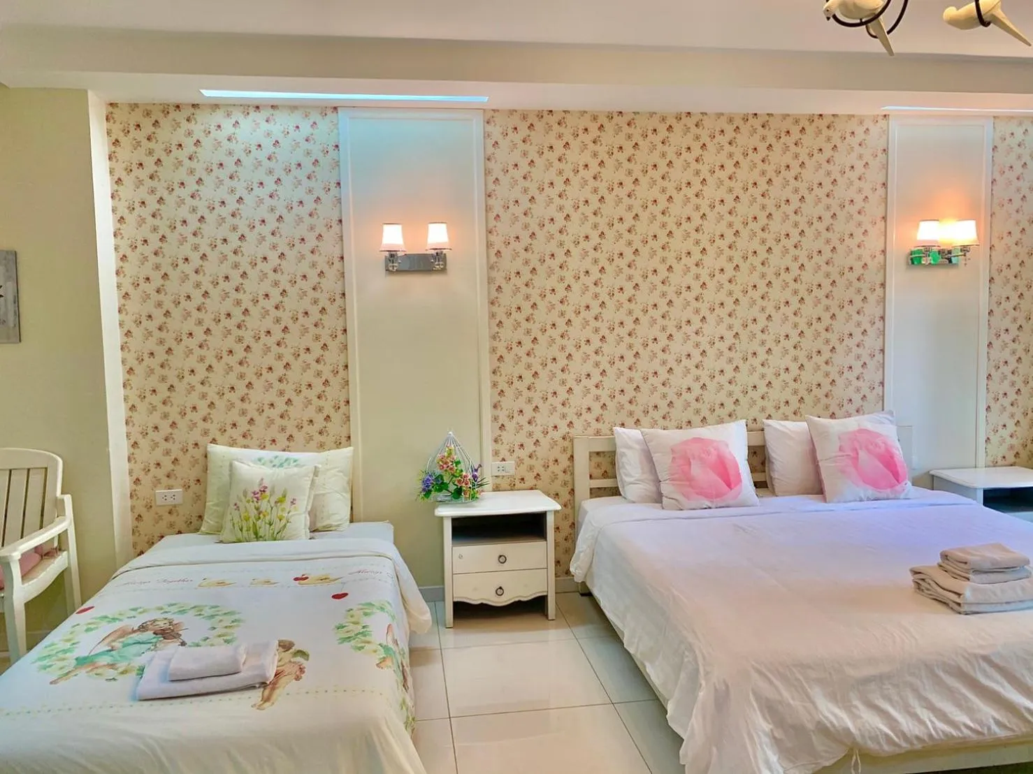 Photo of the whole room, Bed in Nan Rim Nam Resort