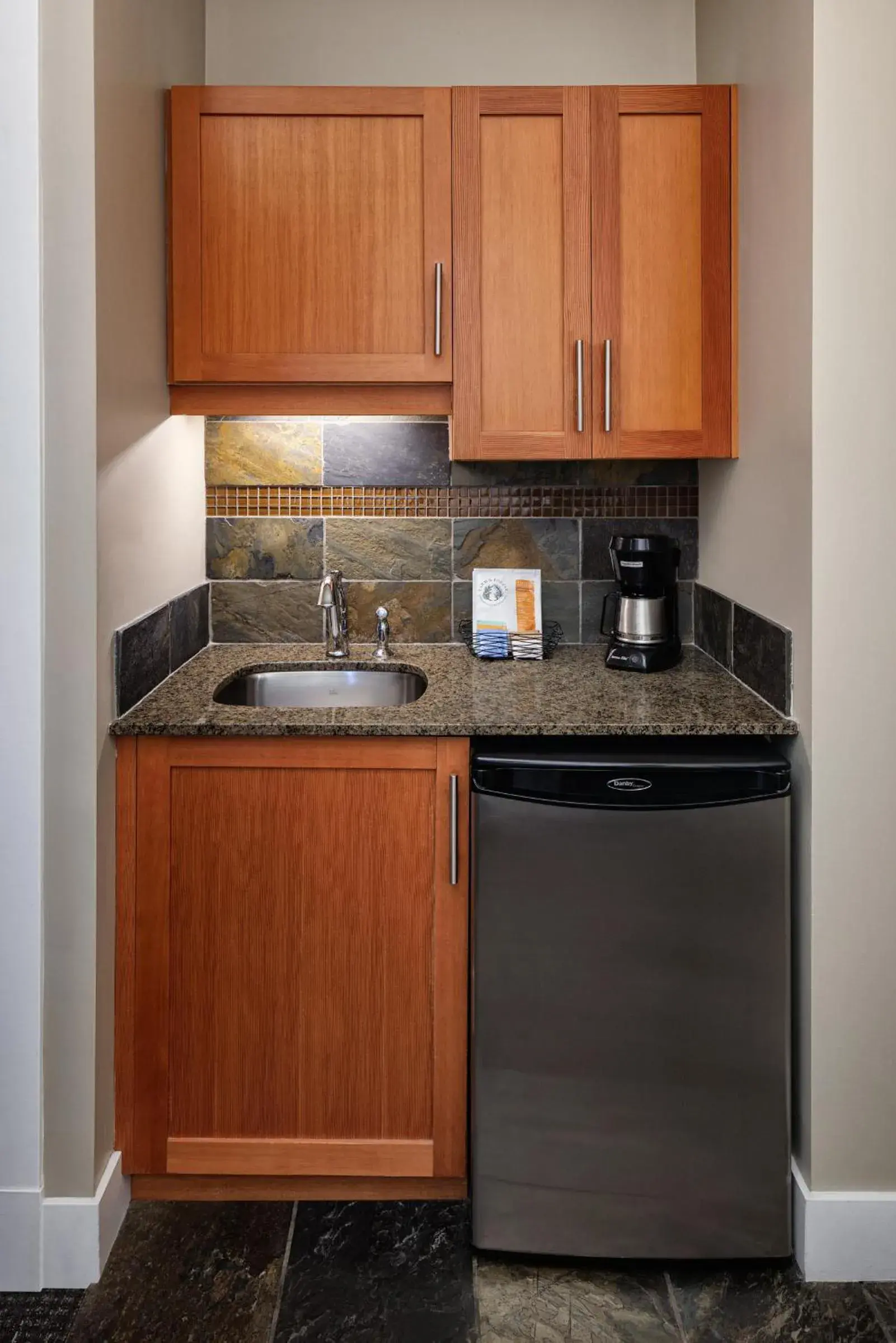 Studio in The Beach Club Resort — Bellstar Hotels & Resorts Studio in The Beach Club Resort — Bellstar Hotels & Resorts