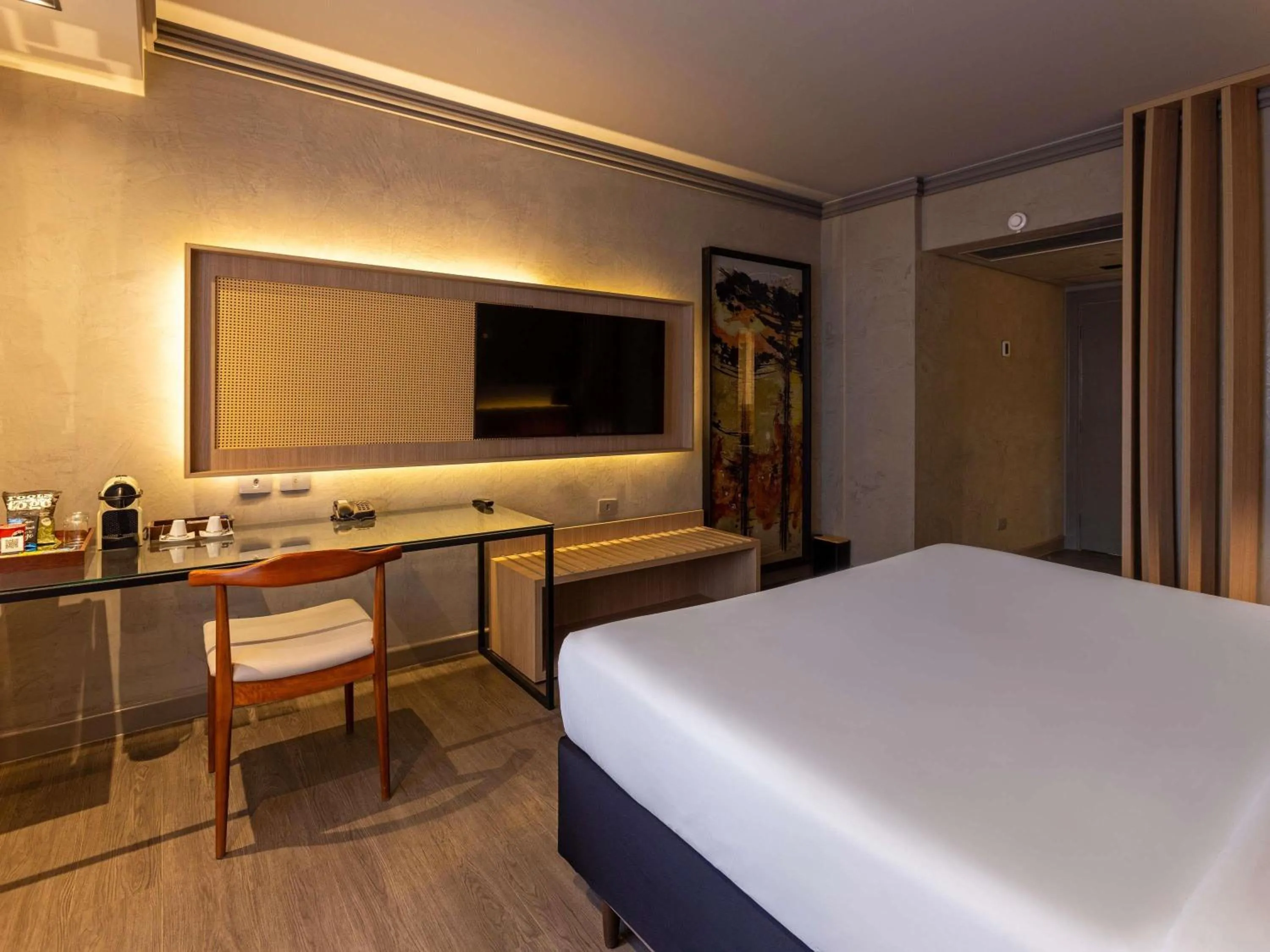 Bedroom, Bed in Grand Mercure Curitiba Rayon