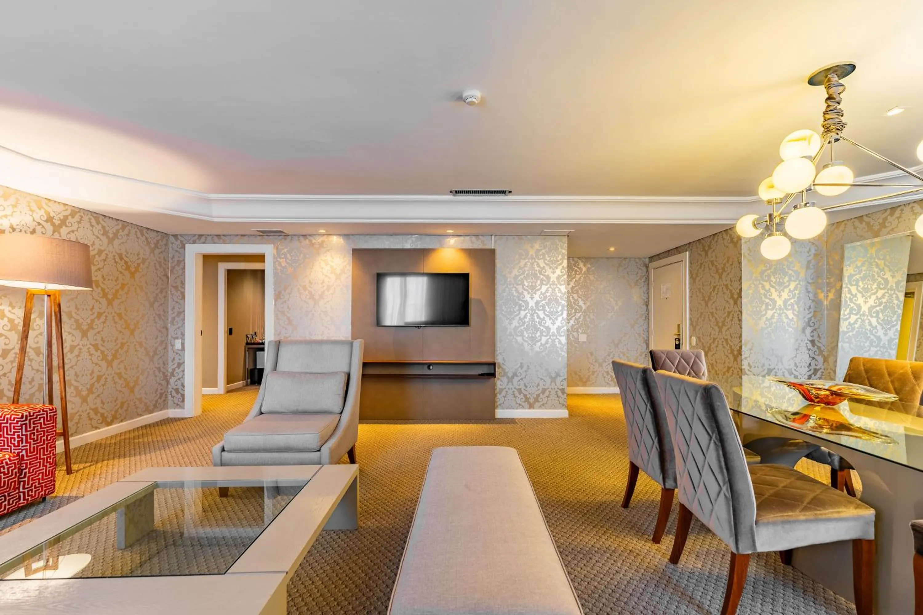 Living room in Grand Mercure Curitiba Rayon