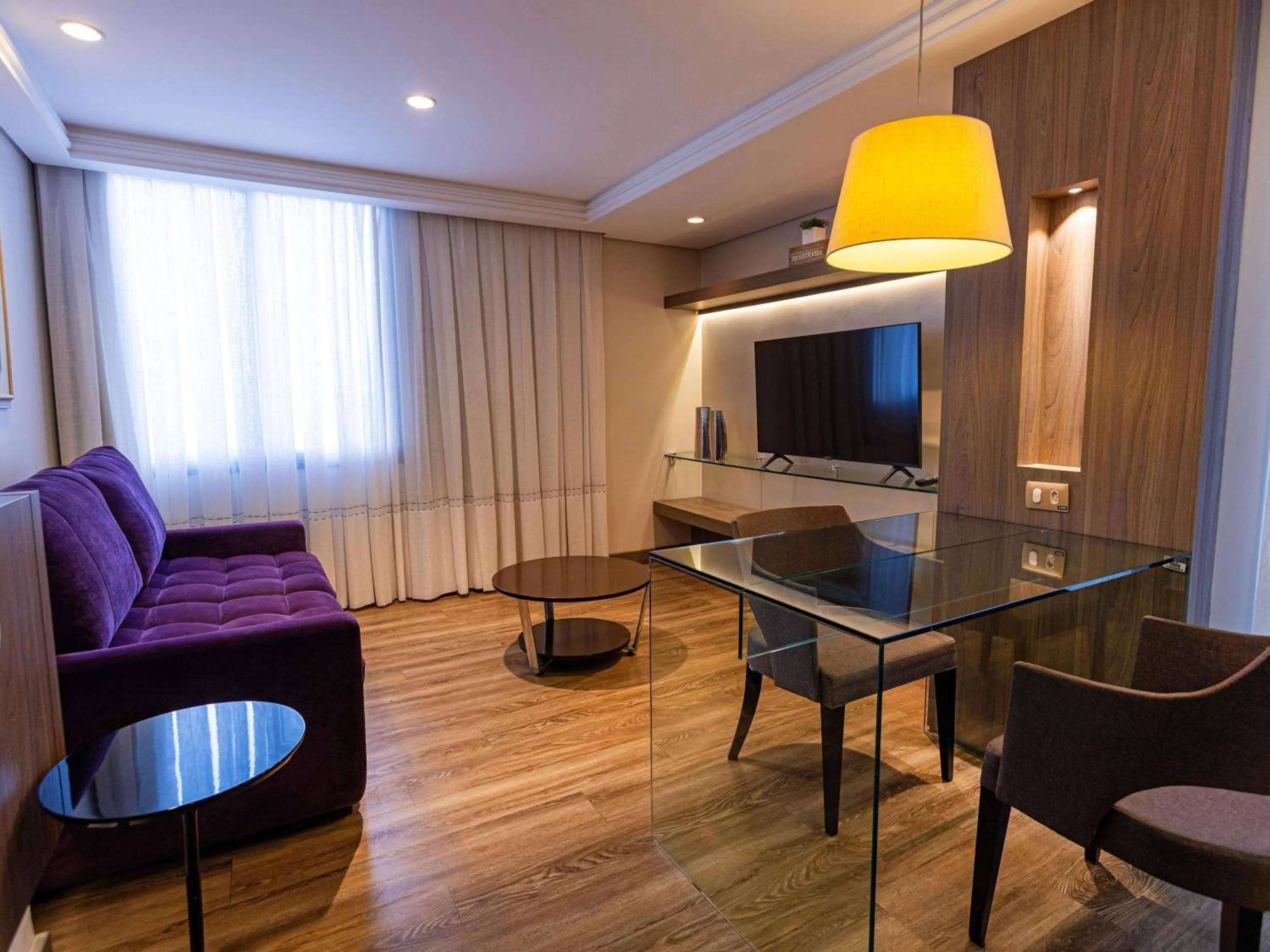 Bedroom in Grand Mercure Curitiba Rayon