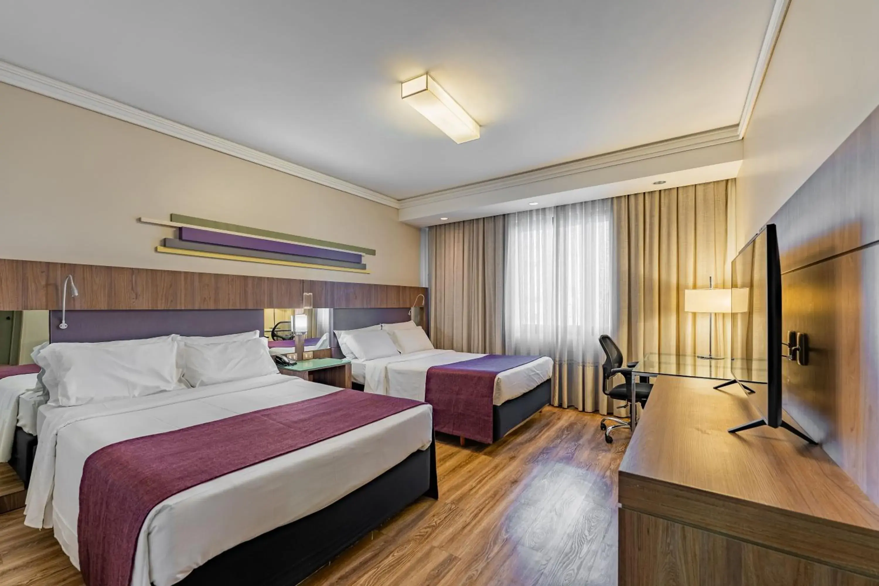 Deluxe Double Room with Two Double Beds - single occupancy in Grand Mercure Curitiba Rayon Deluxe Double Room with Two Double Beds - single occupancy in Grand Mercure Curitiba Rayon