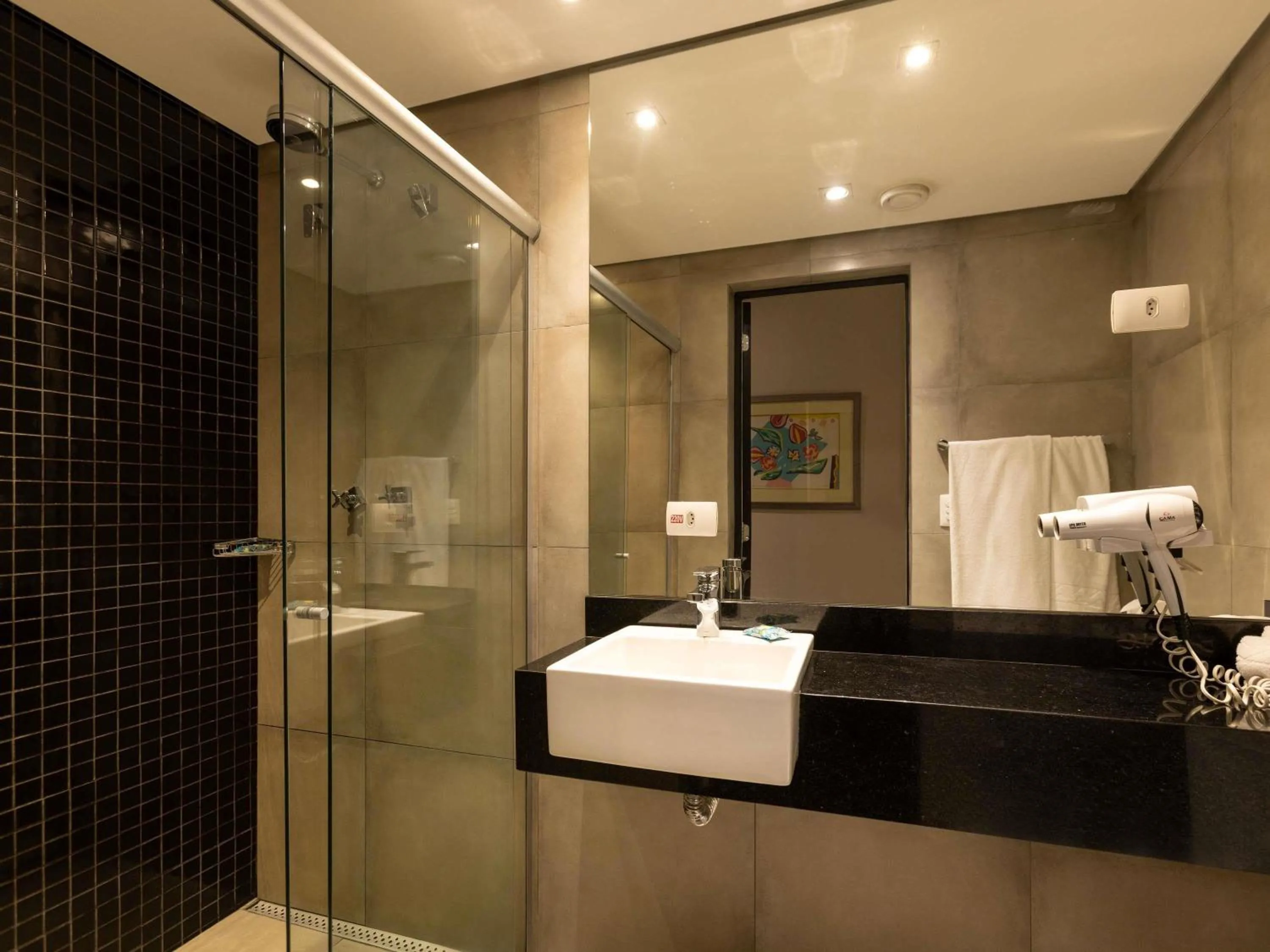 Bedroom in Grand Mercure Curitiba Rayon