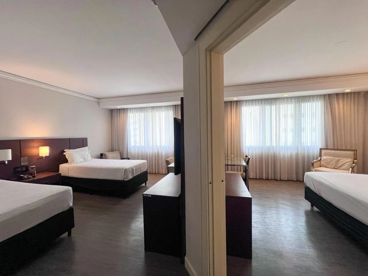 Bed in Grand Mercure Curitiba Rayon