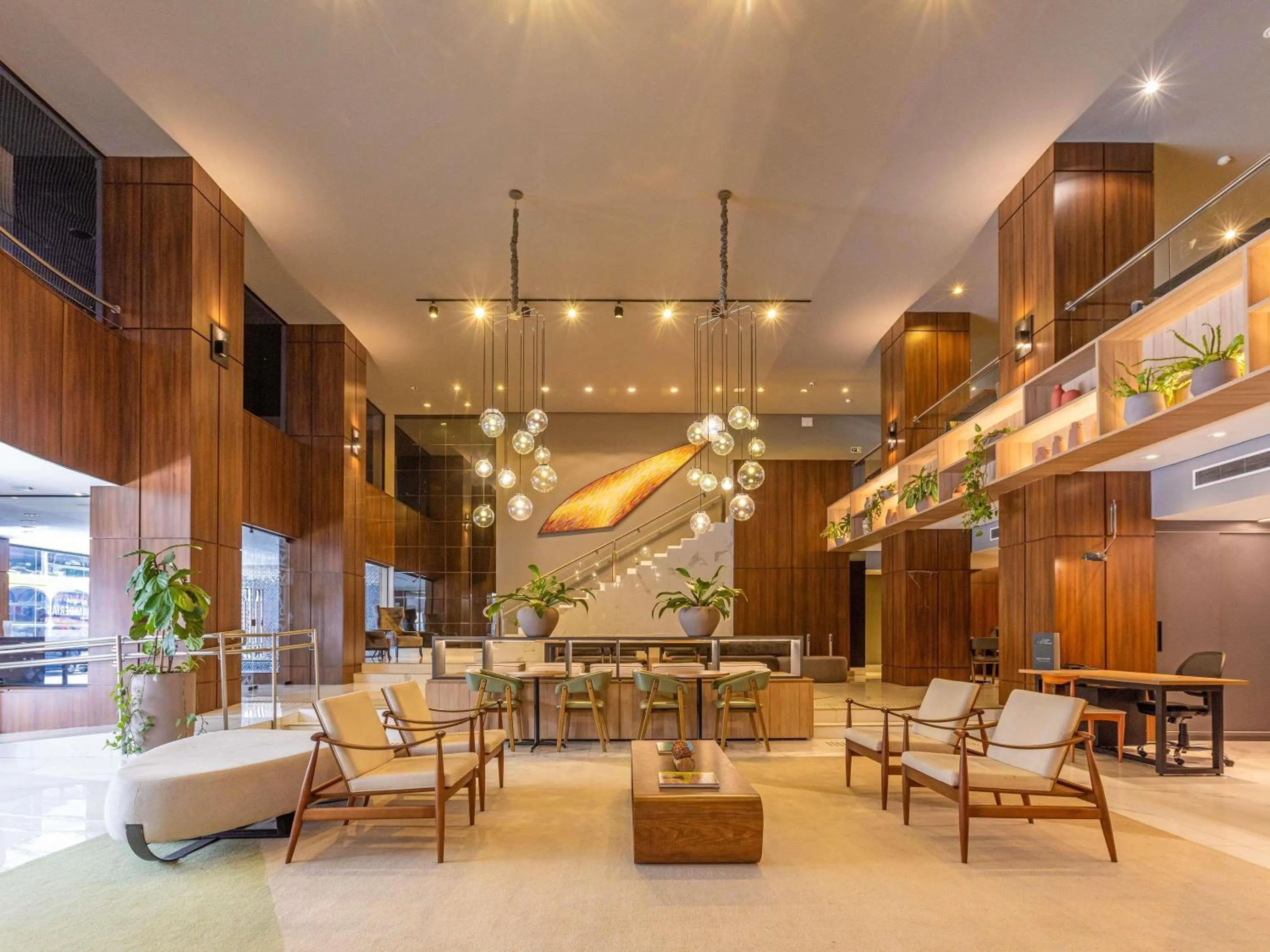 Property building in Grand Mercure Curitiba Rayon