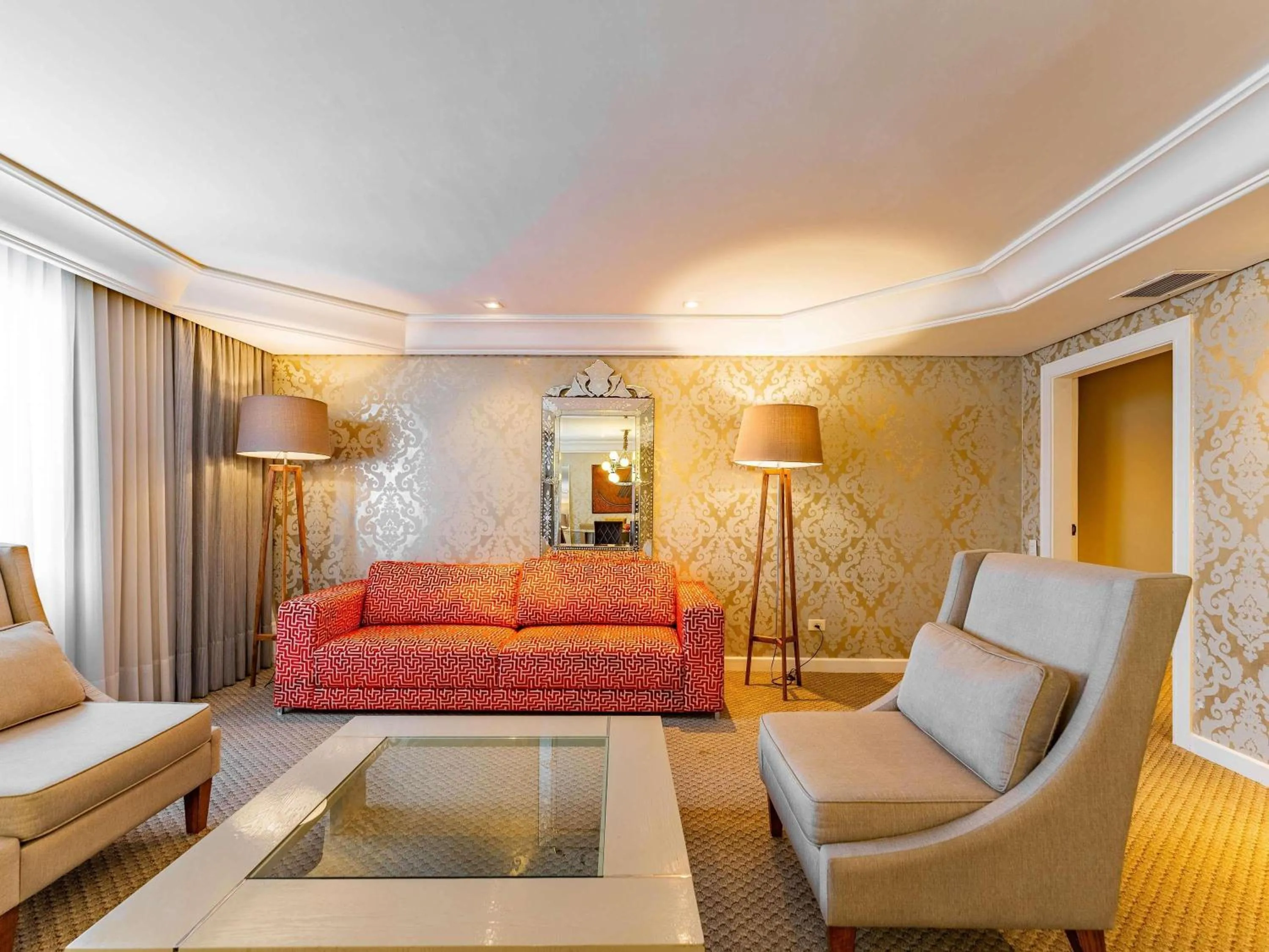 Bedroom, Bed in Grand Mercure Curitiba Rayon