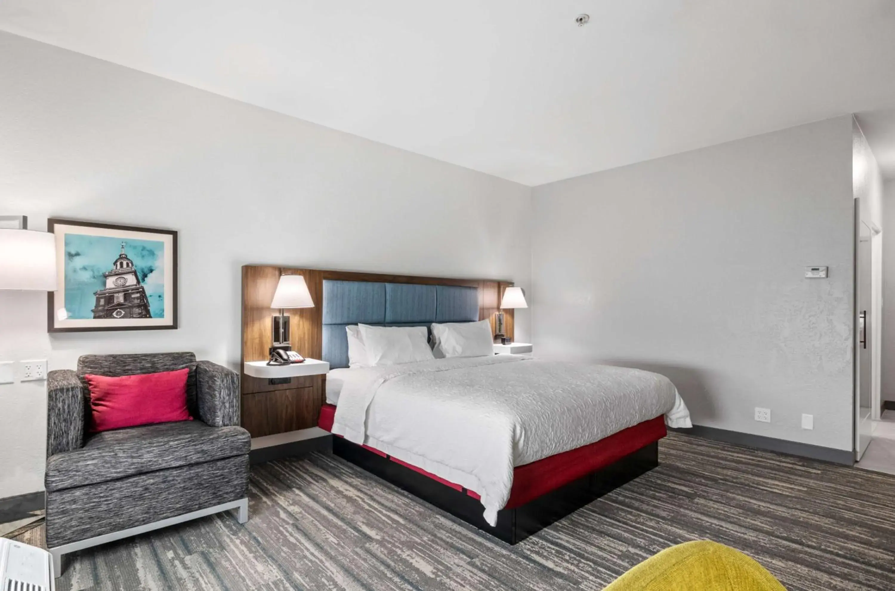 King Room with King Bed - Non-Smoking in Hampton Inn & Suites Mount Pleasant King Room with King Bed - Non-Smoking in Hampton Inn & Suites Mount Pleasant